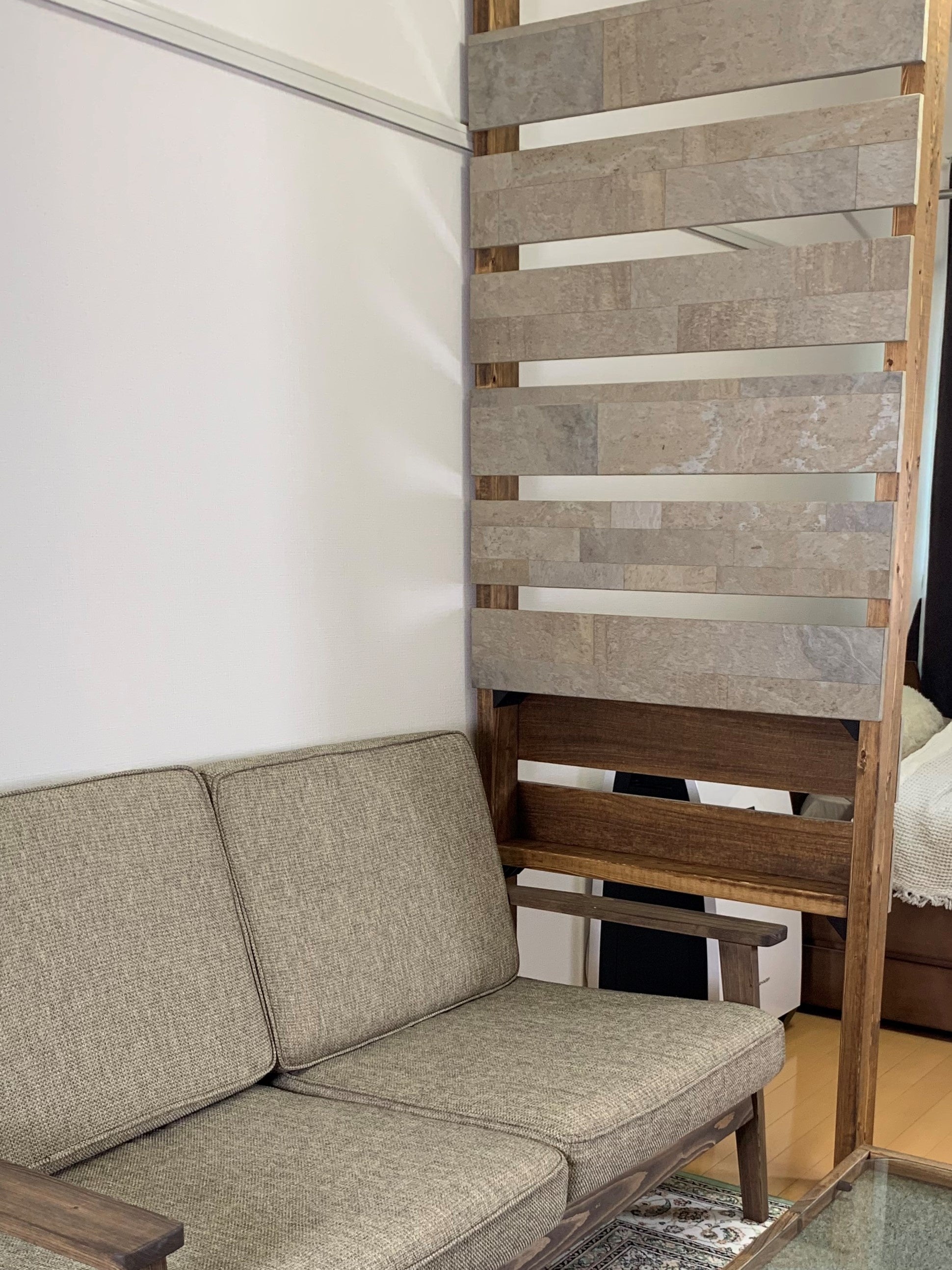 使用例：間仕切壁