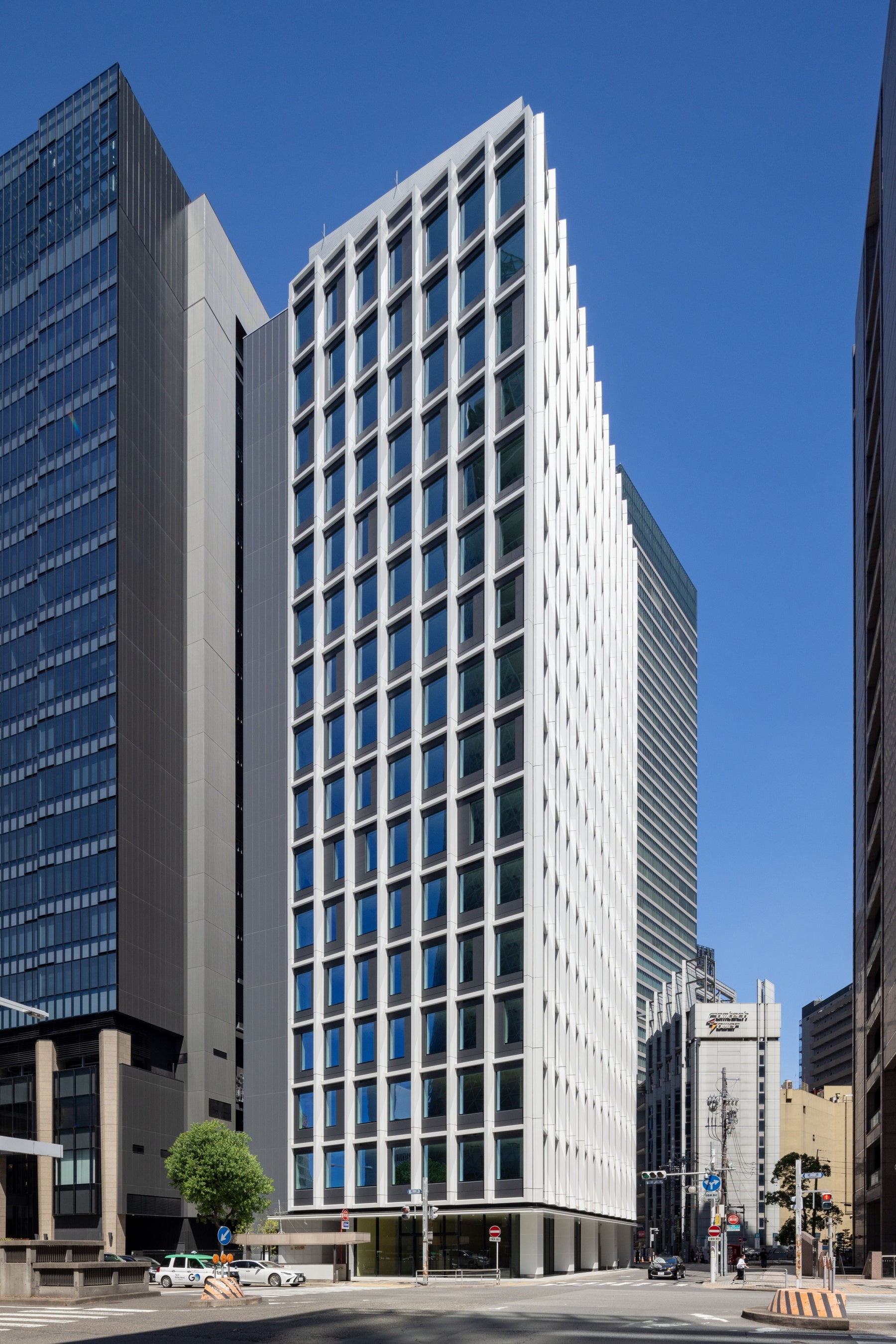 サーブコープ新拠点｜エニシオ名駅最上階