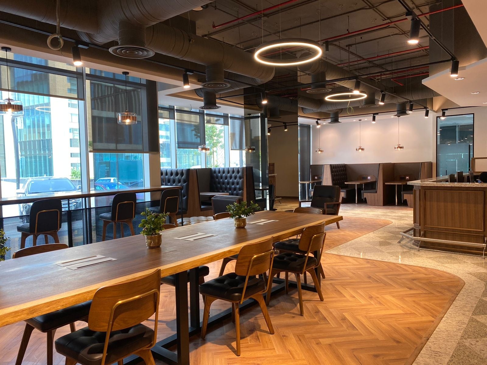 サーブコープ レイセンバレー拠点（内装）｜サウジアラビア、リヤド