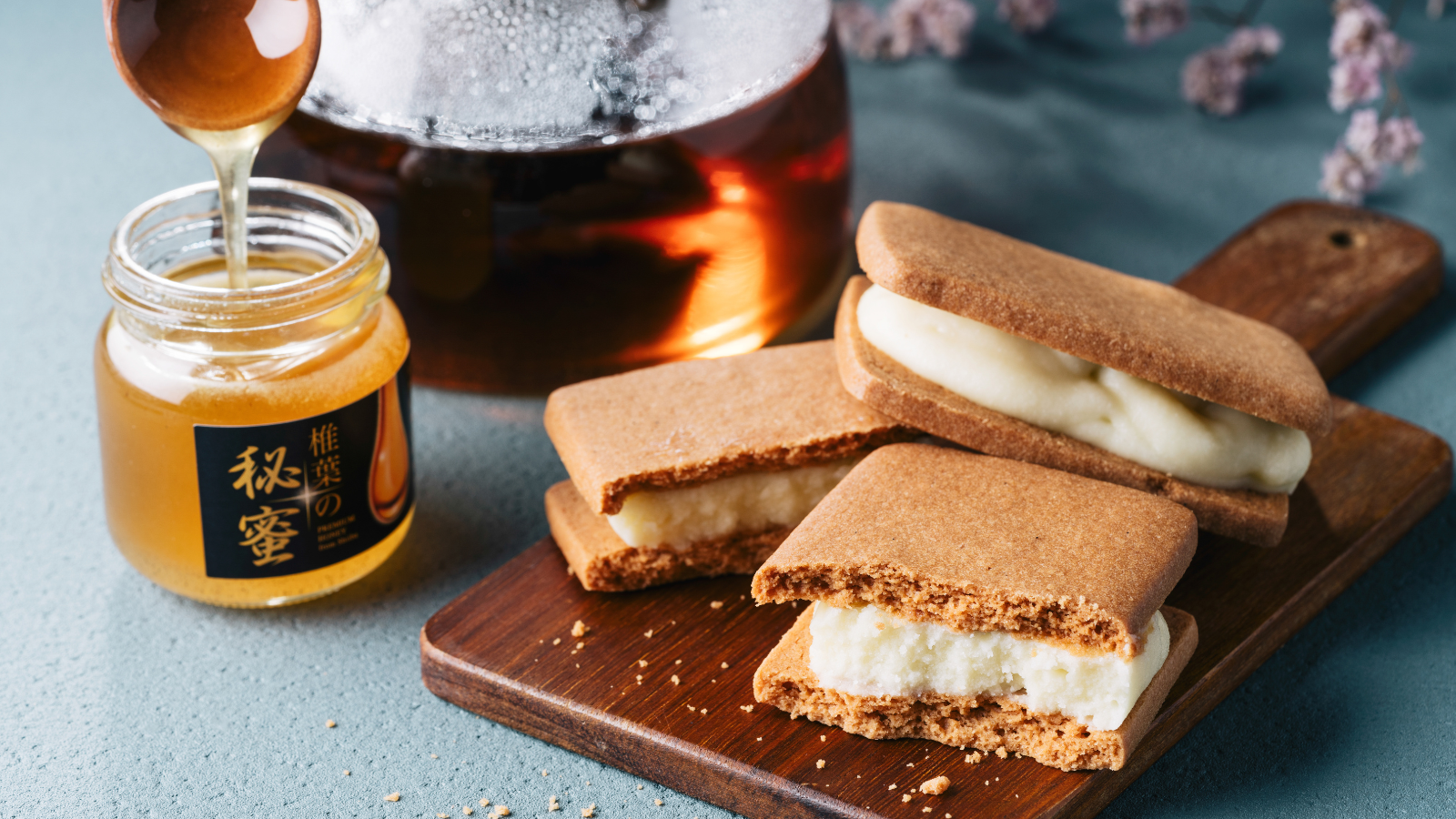 日本蜜蜂はちみつ　宮崎県椎葉村産　2025年4月採れ　450g×5本2250g 宮崎県産 はちみつ 「椎葉の秘蜜」 小 50g瓶 1個 - 宮崎県