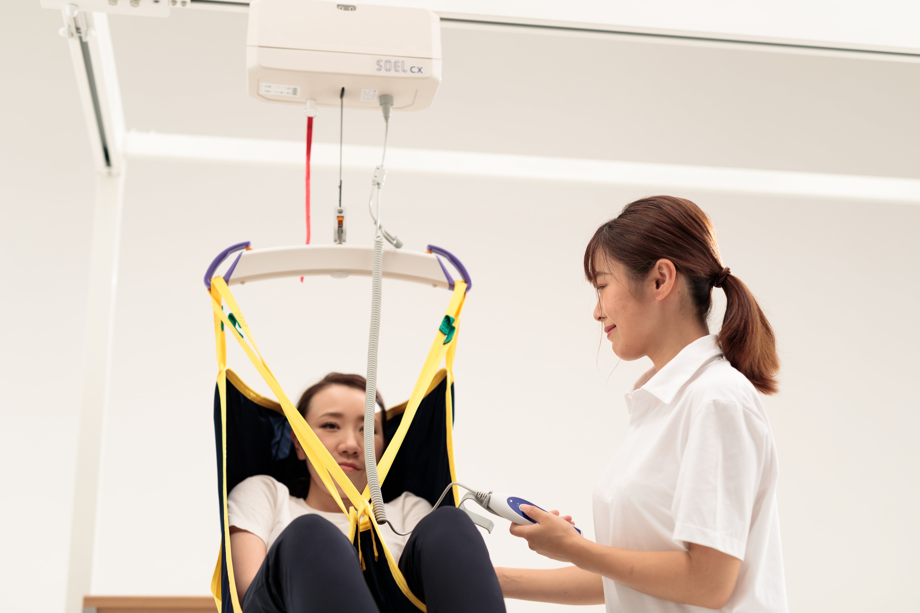 高田ベッド製作所 電動介護ムーブリフト TB-1400 Takada Bed 電動介護ムーブリフト『TB-1400』 高田ベッド製作所 | イプロス