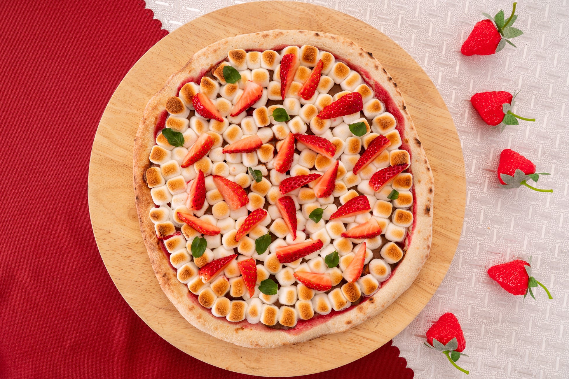 MACARONI CLUB 「いちごマシュマロ ピザ」