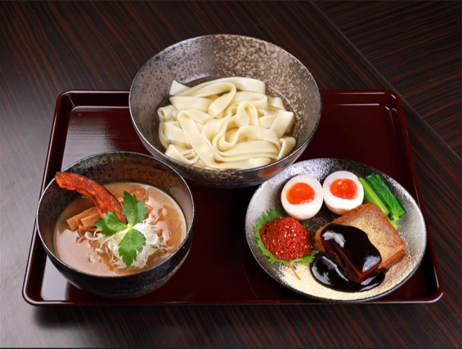 伝家のつけほうとう　1800円