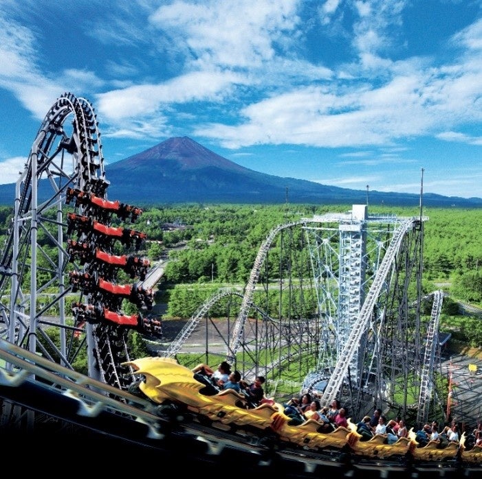 富士急ハイランド「サンセット☆ナイトパス」8/4（金）～8/27（日