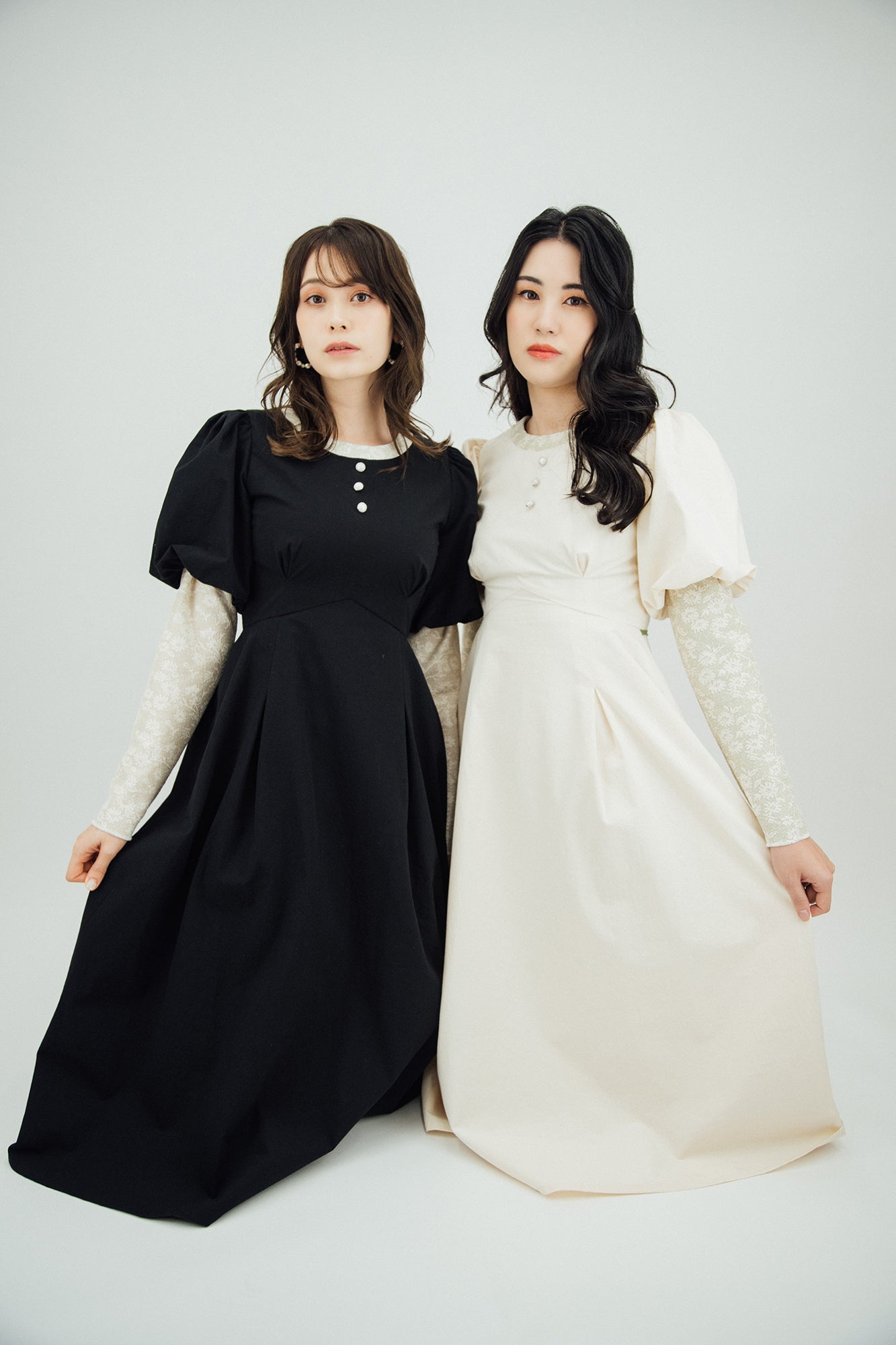 Puff sleeve long dress：24,200円