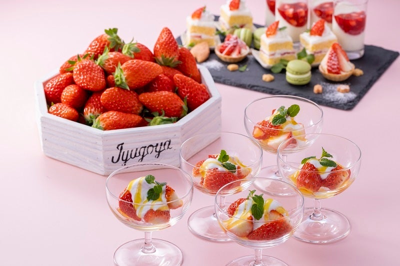 JYUGOYAのいちごを使った日替わりデザートイメージ