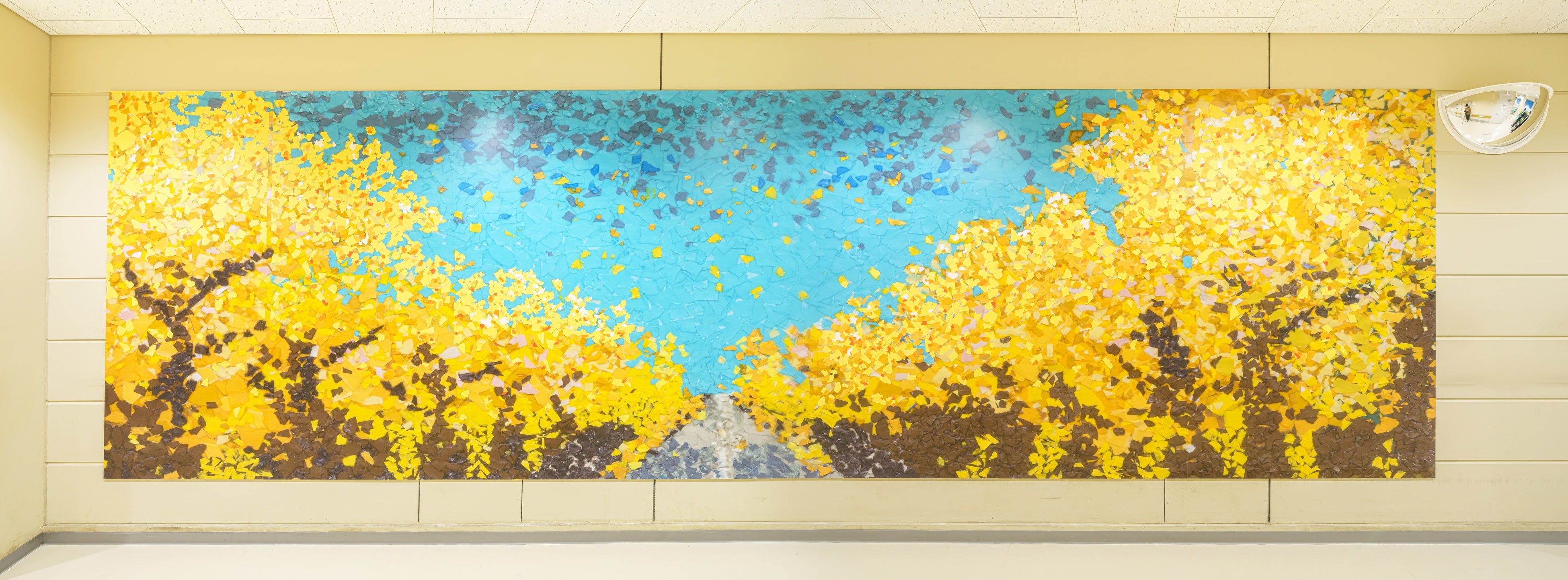 秋　街道の銀杏並木