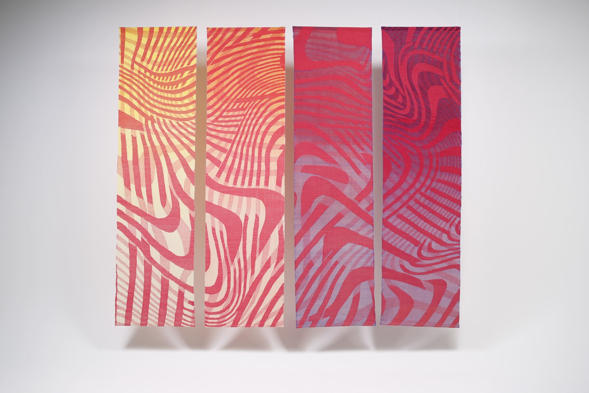 中山帆夏「繋がりと歪み」