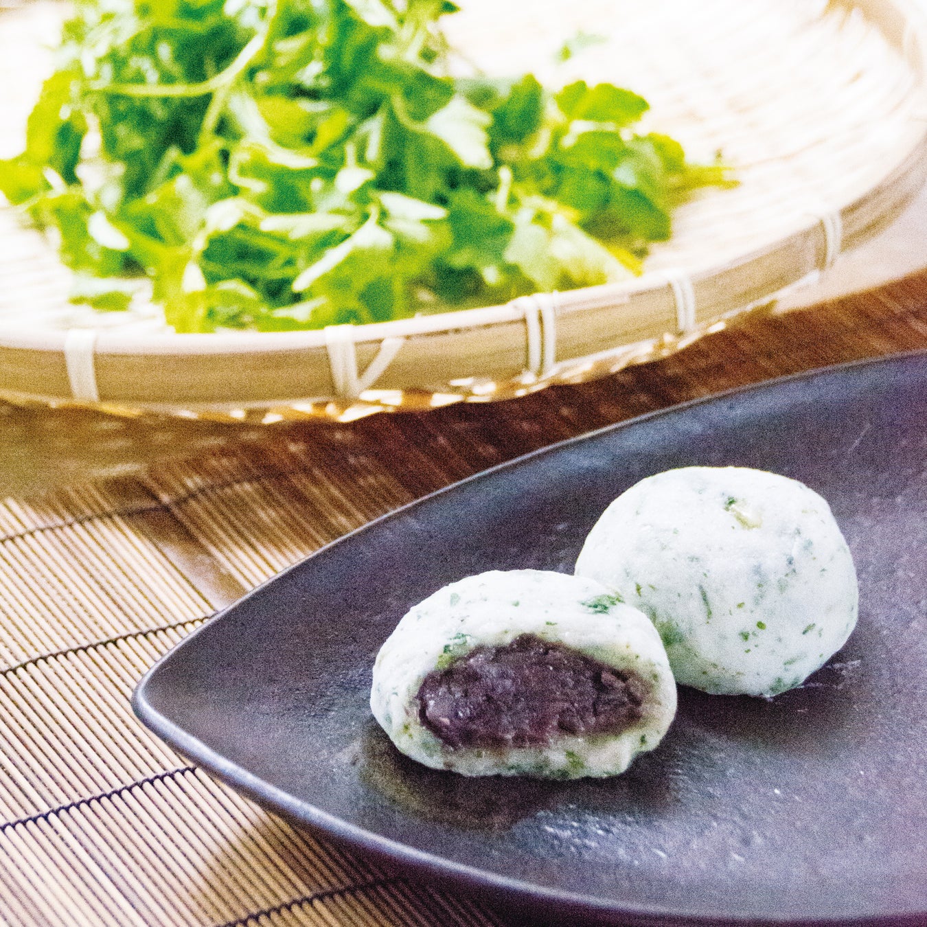 春の七草がスイーツで簡単に味わえる!一年の無病息災を祈って食べる「春の七草大福」を期間限定販売 | 株式会社スエヒロのプレスリリース