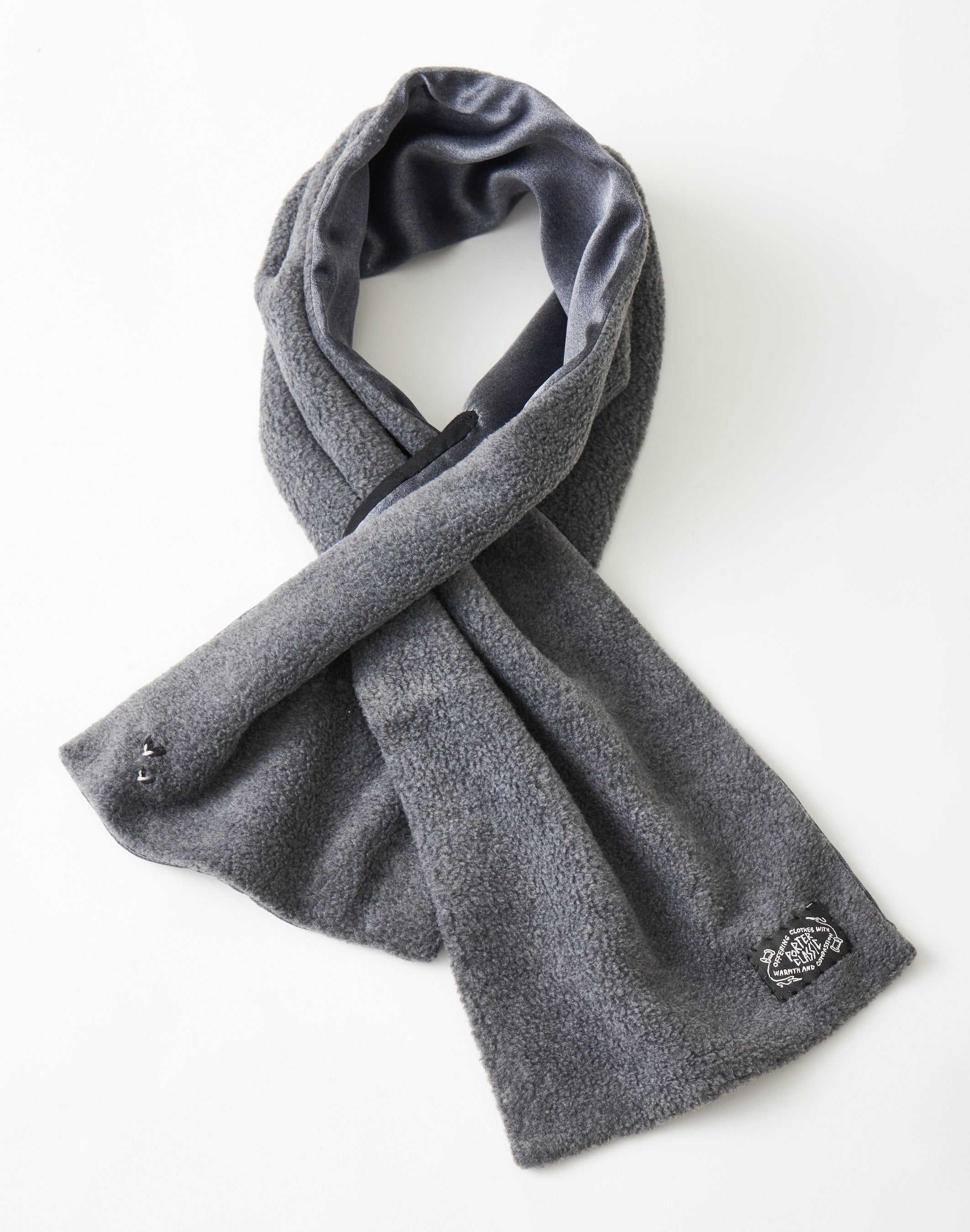 SILK FLEECE STOLE　¥27,500