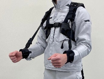 腕をサポート 「TRA+」(新開発)