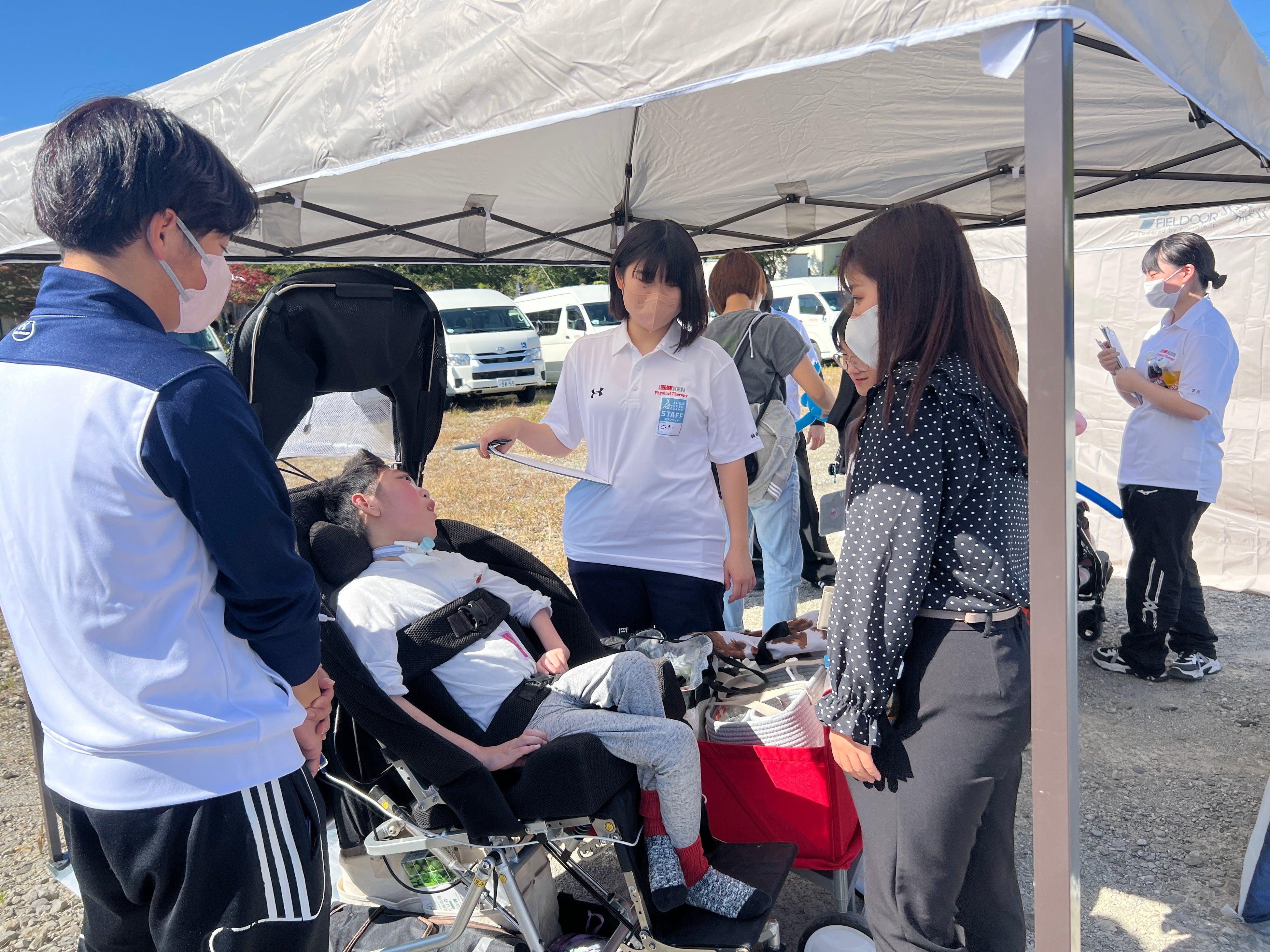 学生ボランティアとファミリーの出会い