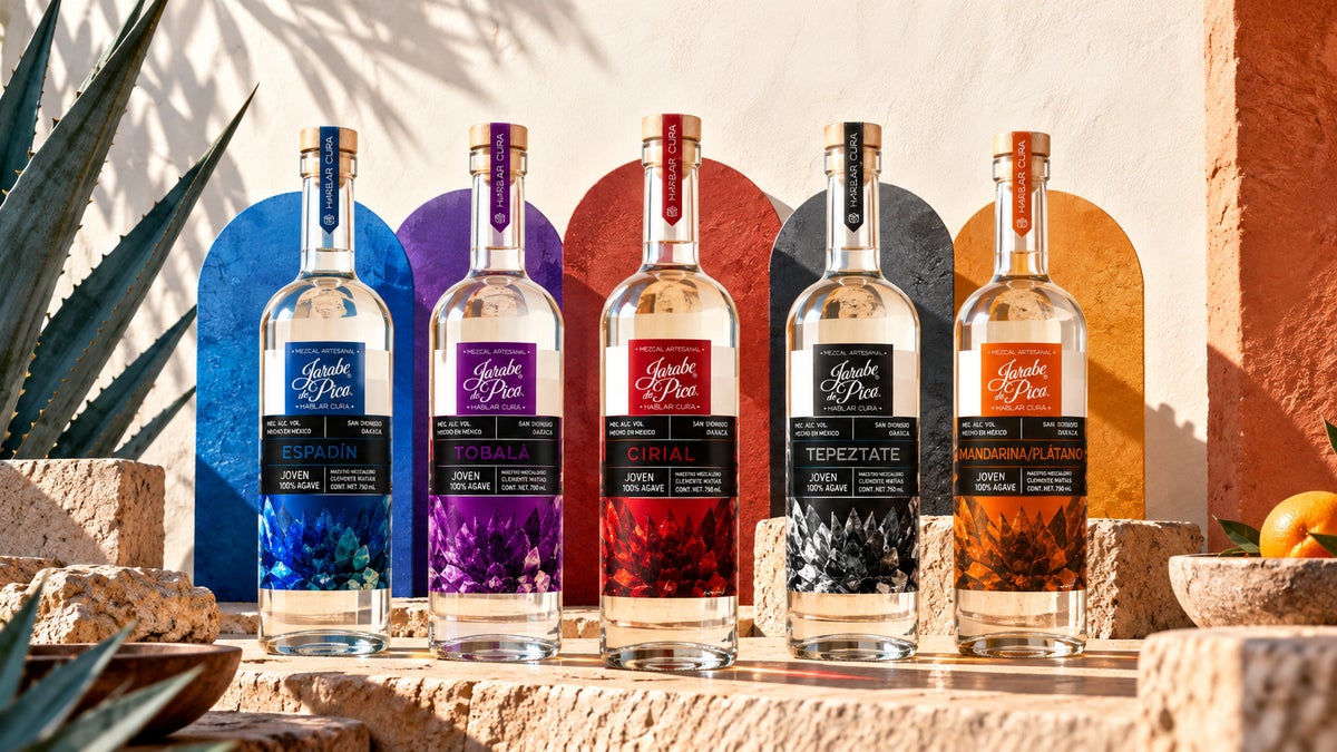 オアハカ発のプレミアムメスカル「Jarabe de Pico」が10月21日に日本上陸、駐日メキシコ大使館で4銘柄を日本初披露
