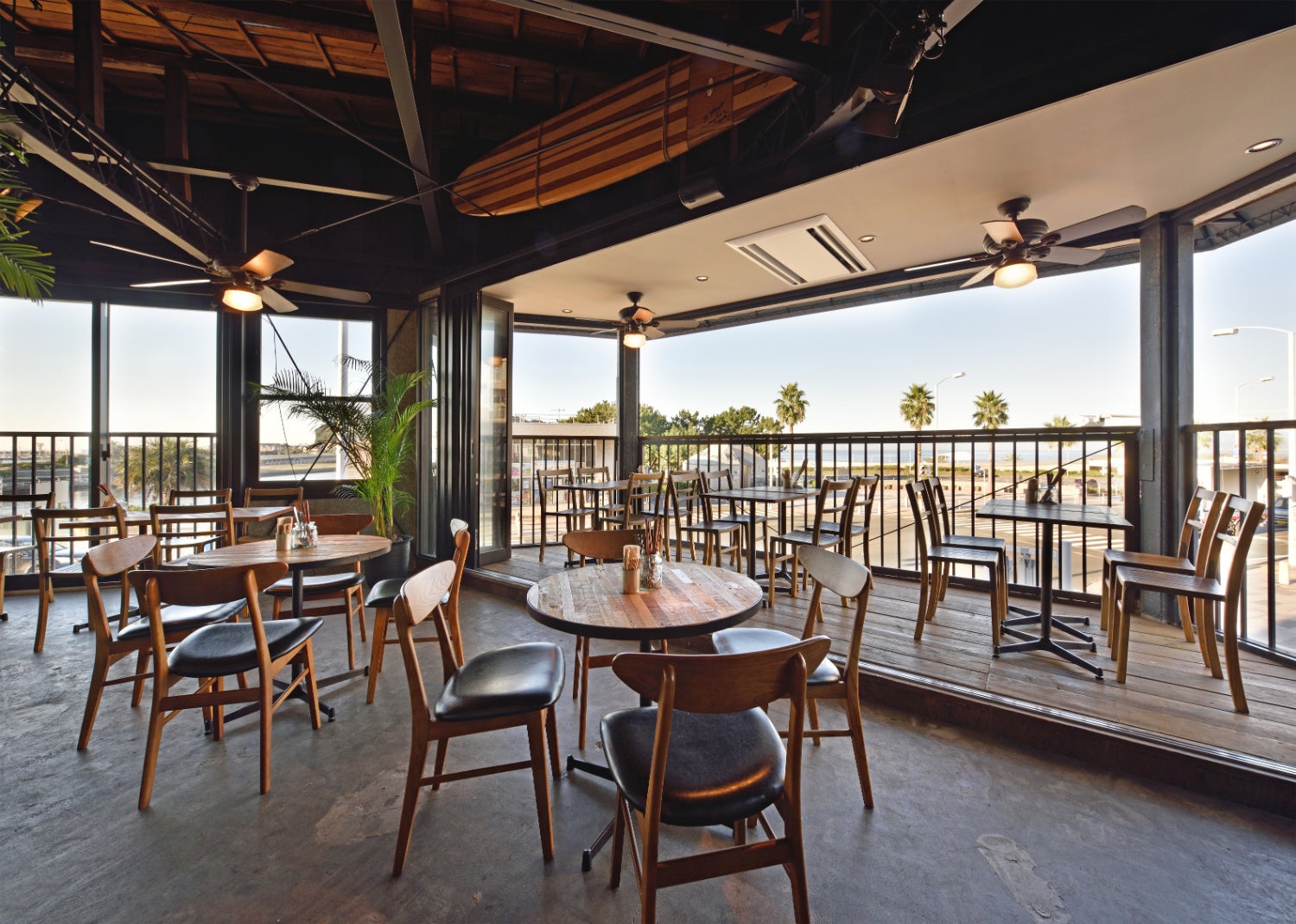 写真：アロハテーブル湘南