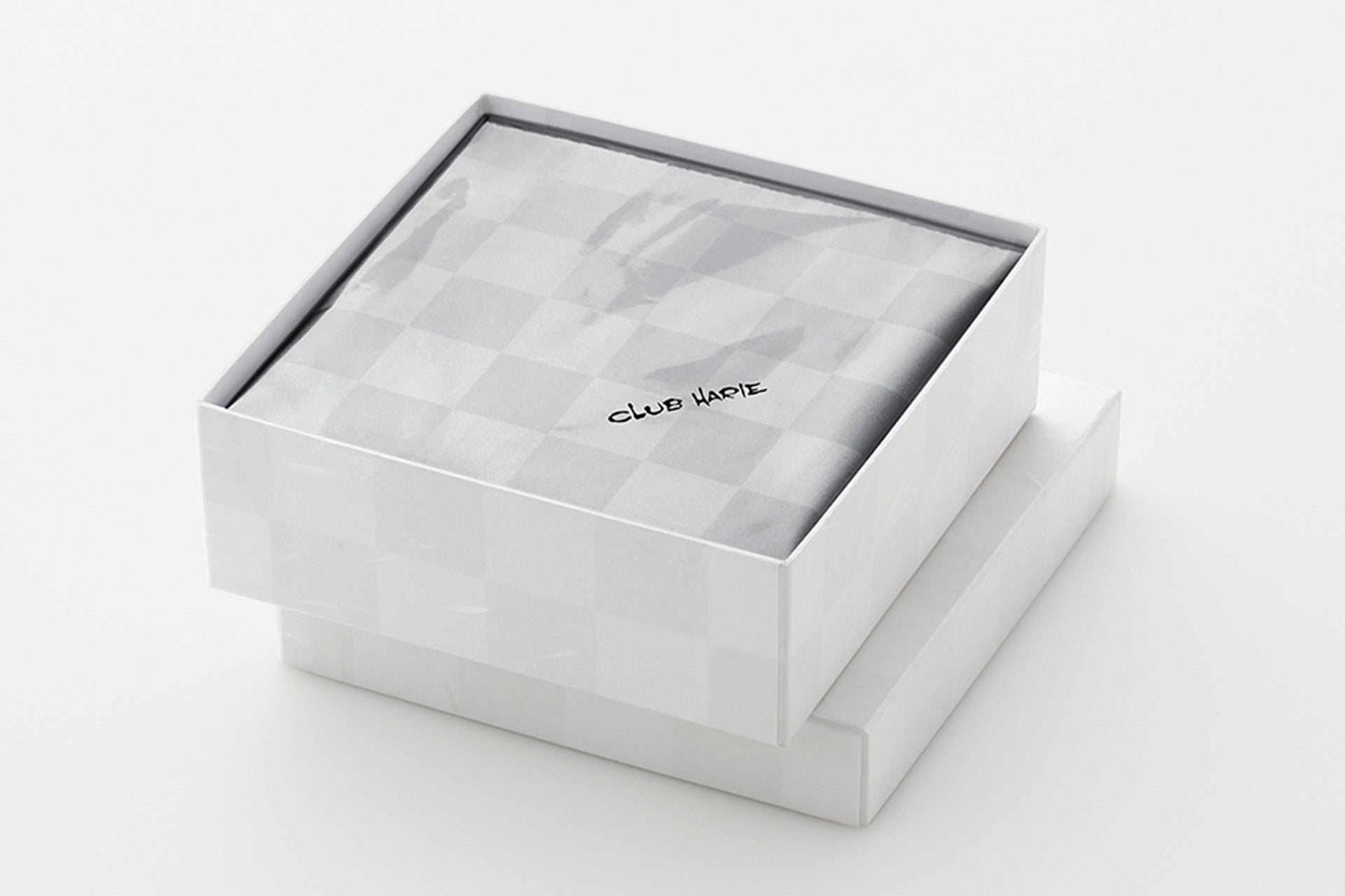 抹茶の色合いや風味を保つ工夫がされた遮光性の高い素材の個包装