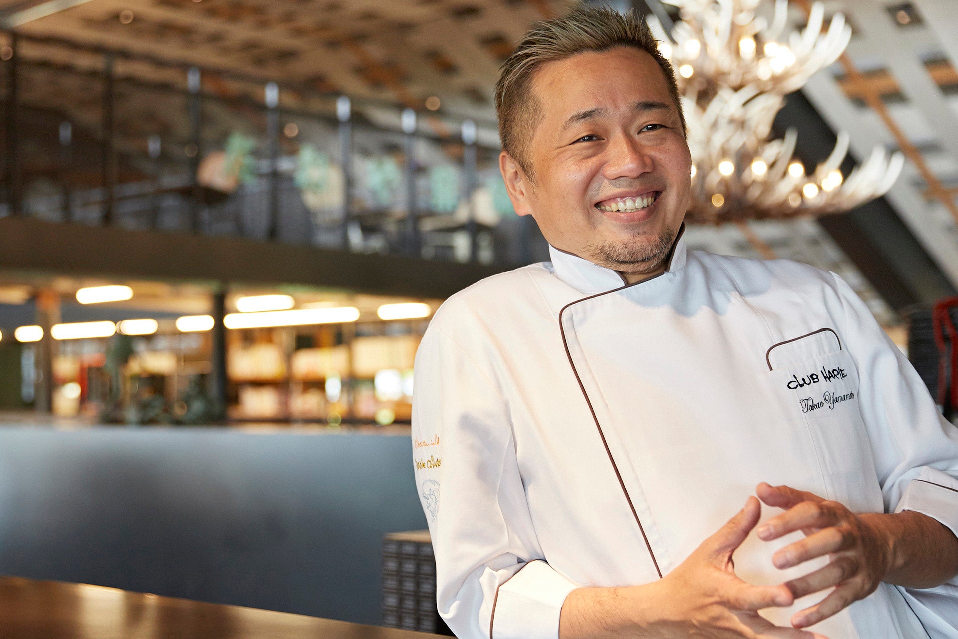 株式会社クラブハリエ 代表取締役社⻑ グランシェフ ⼭本隆夫