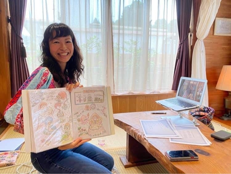 絵本づくりの真っ最中