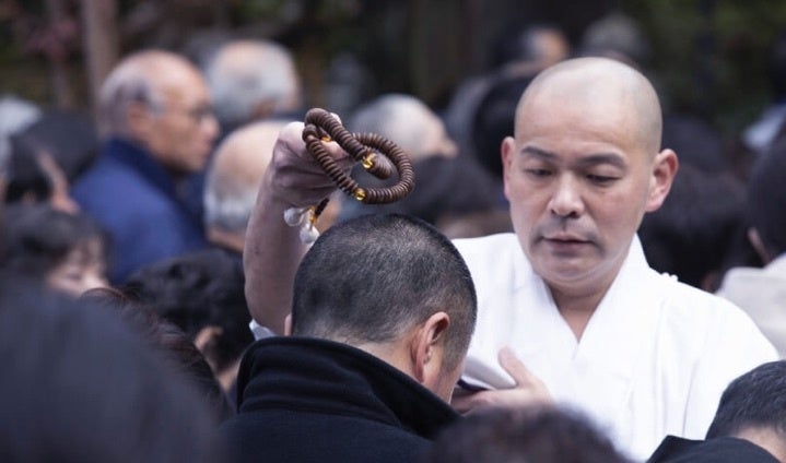 【珠数供養(じゅずくよう)】役目を終えた珠数を労い珠数に携わる全ての人々に感謝を捧げる法要。毎年11/23(祝)に赤山禅院にて行われます ...
