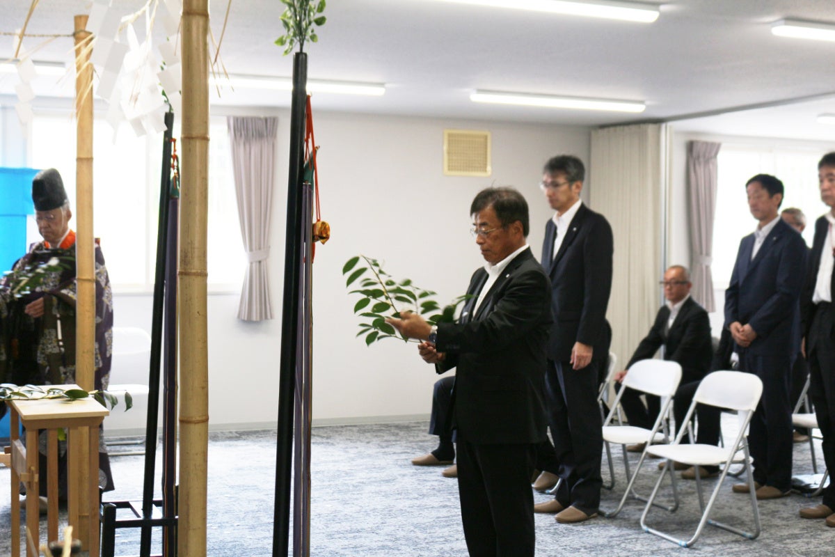 北海道ガス株式会社大槻博会長による玉串奉奠