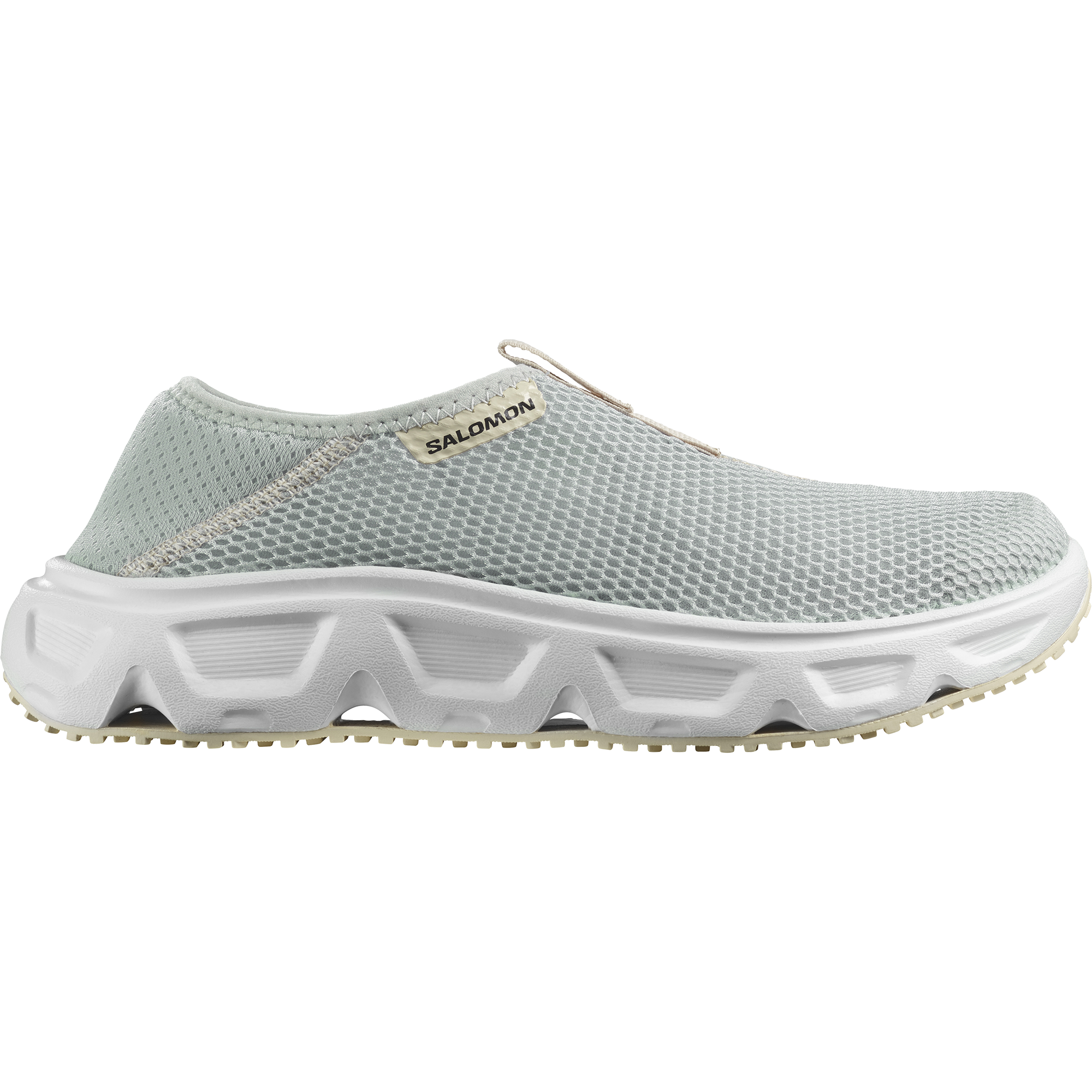 初代モデル発売から1 5年が経ち、6代目の新作が登場。運動後だけ