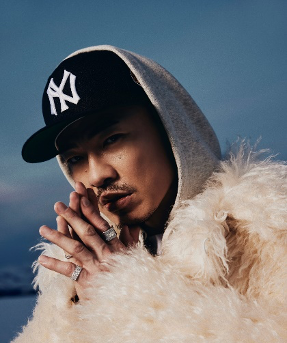 ゲストアーティストのAK-69さん