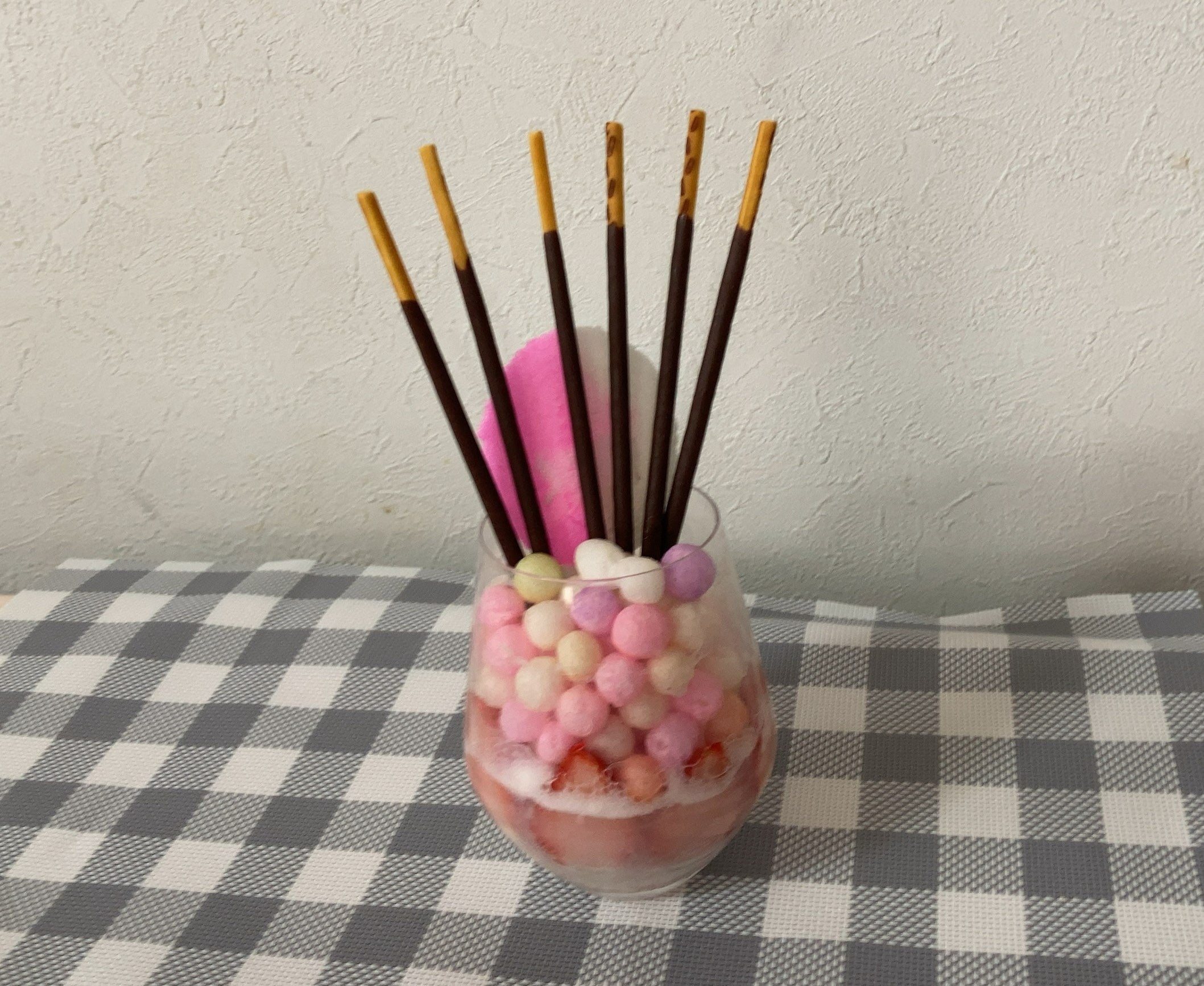 本企画の発端となった、香川県の  「香川おいりポッキー・オン・ザ・ロック」