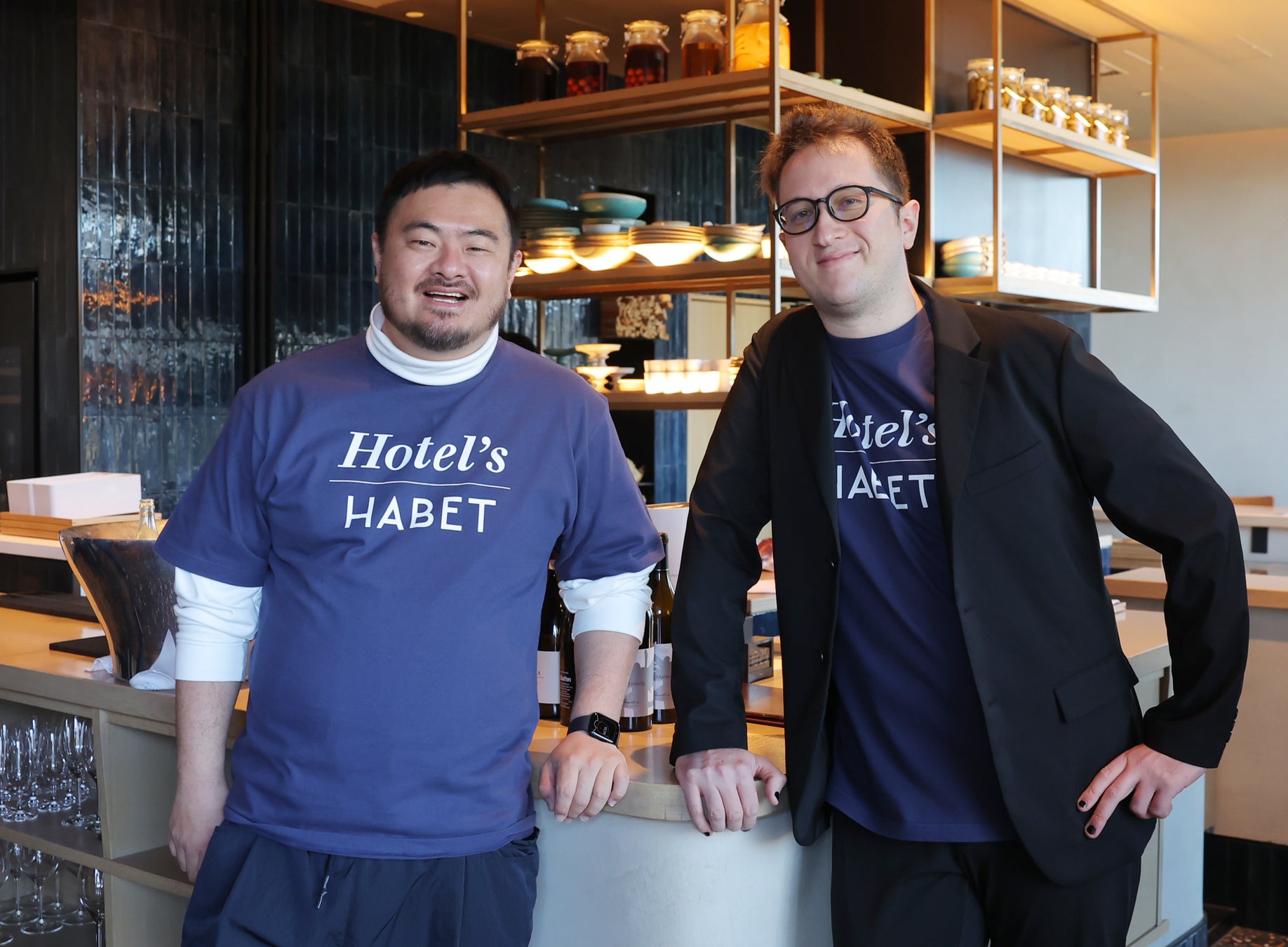 sio株式会社・シズる株式会社 代表取締役 鳥羽周作氏(左)とNUNW株式会社 代表取締役社長 レネ パウレズィヒ(右)