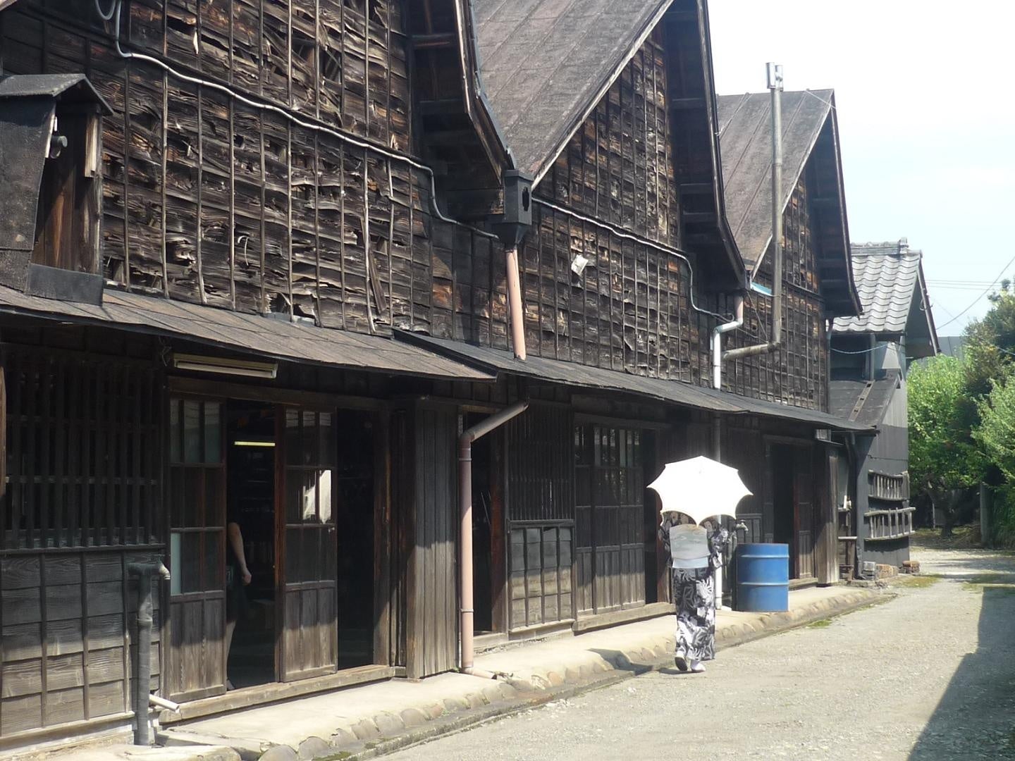 のこぎり屋根工場