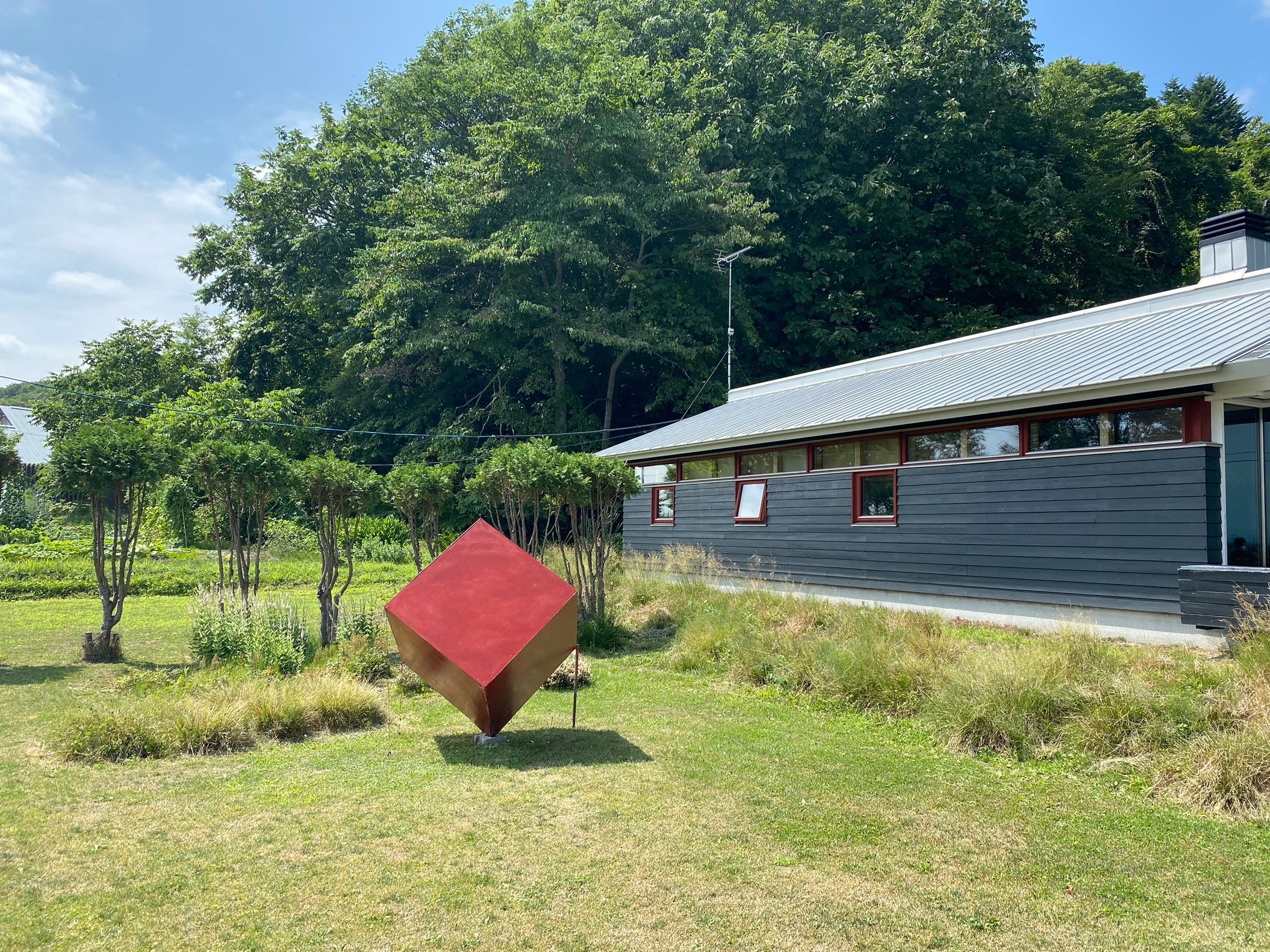 田園住宅エリアには画家が住むアトリエ住宅もある