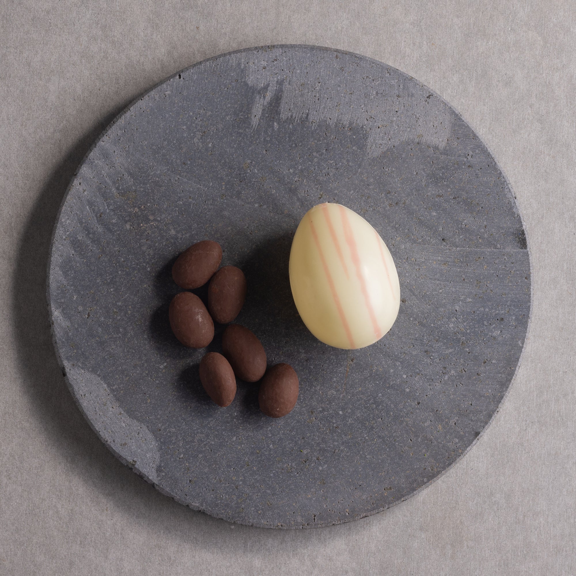 イースターエッグ