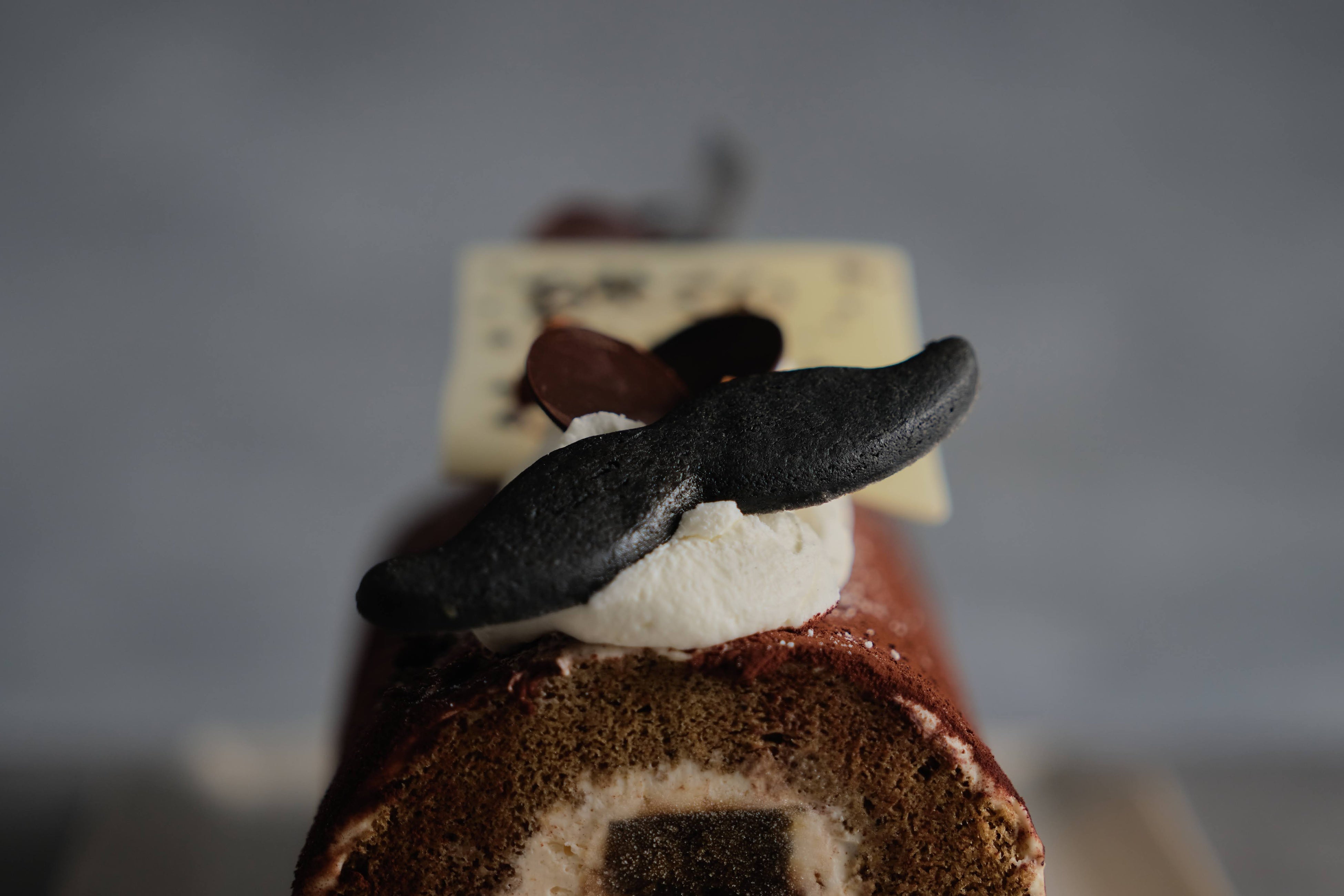 ティラミスロールケーキ