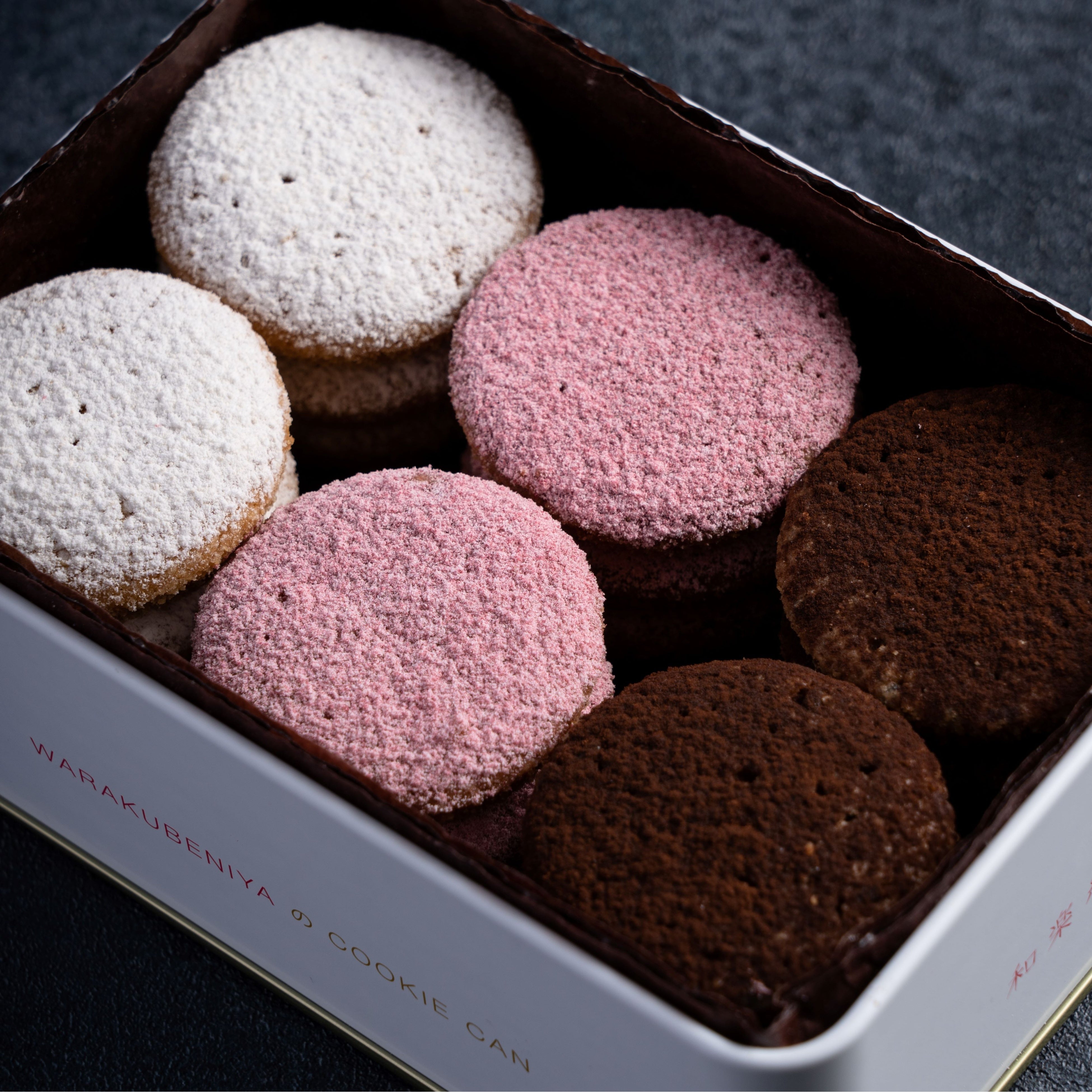 紅屋のとろけるクッキー缶