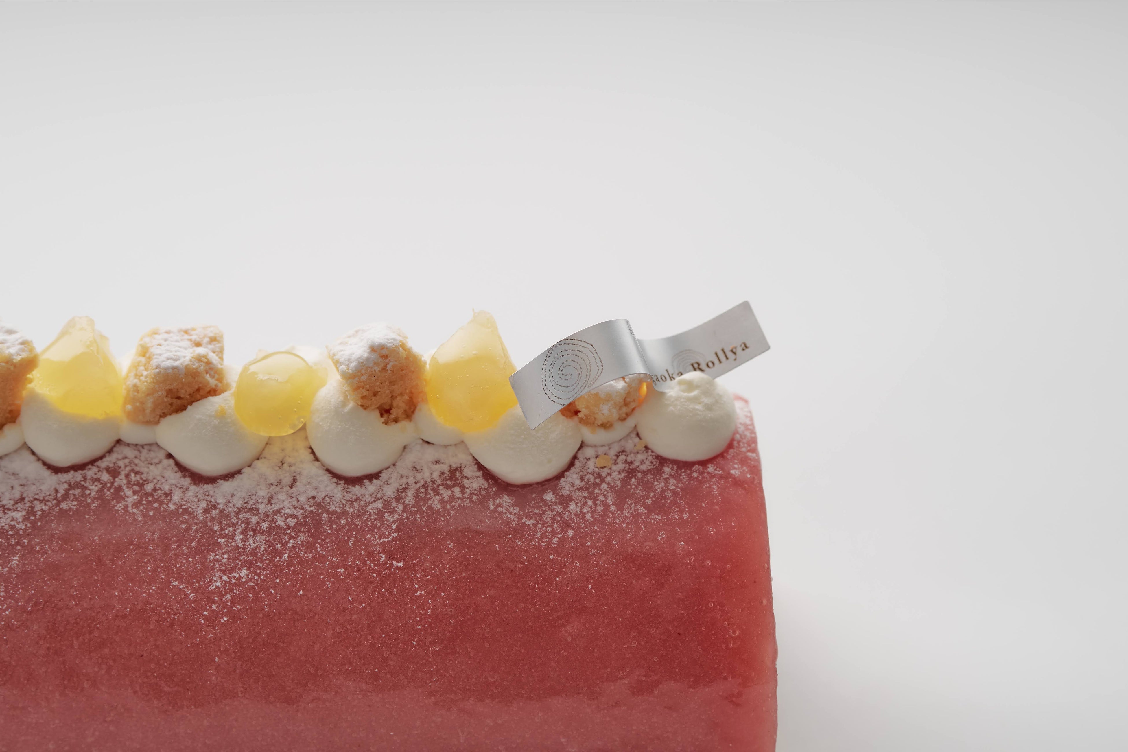 桃と杏仁のロール