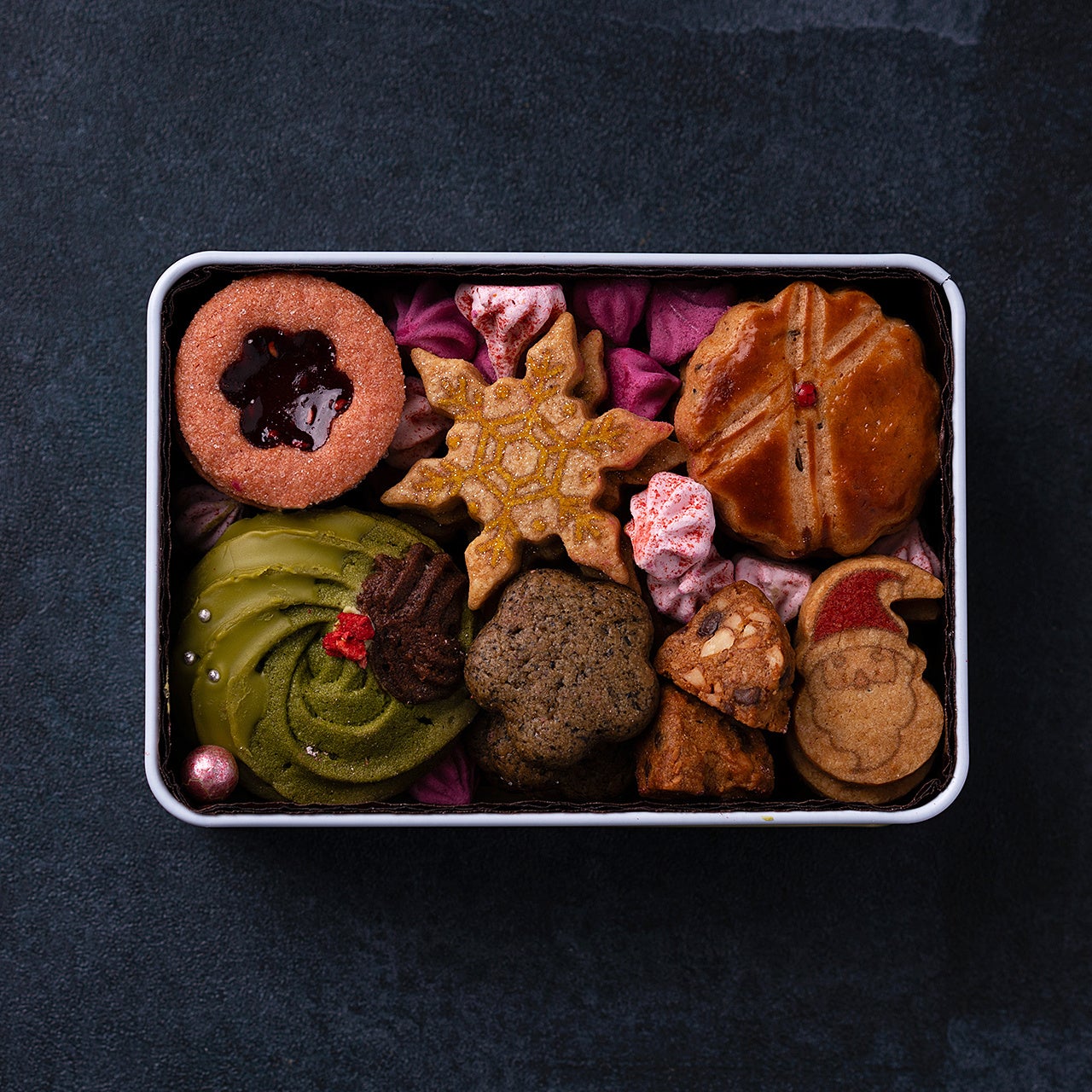 和楽紅屋のクッキー缶　クリスマス限定版