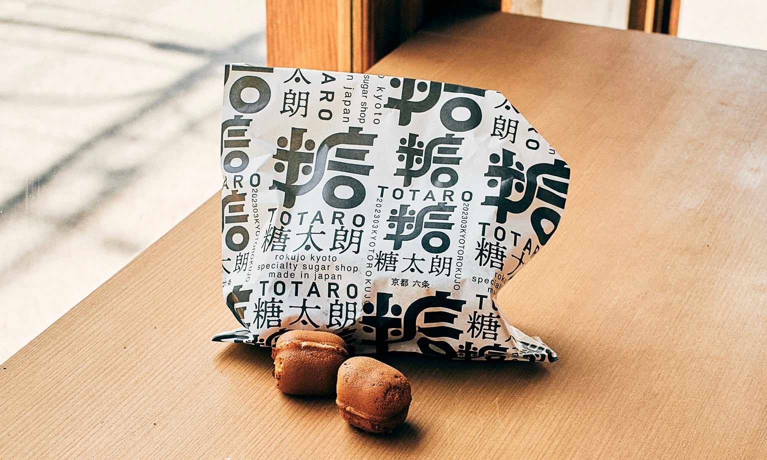 カステラページ 文明堂「ヌエヴォ」から“窯出しカステラ“新発売、当日焼き上げの