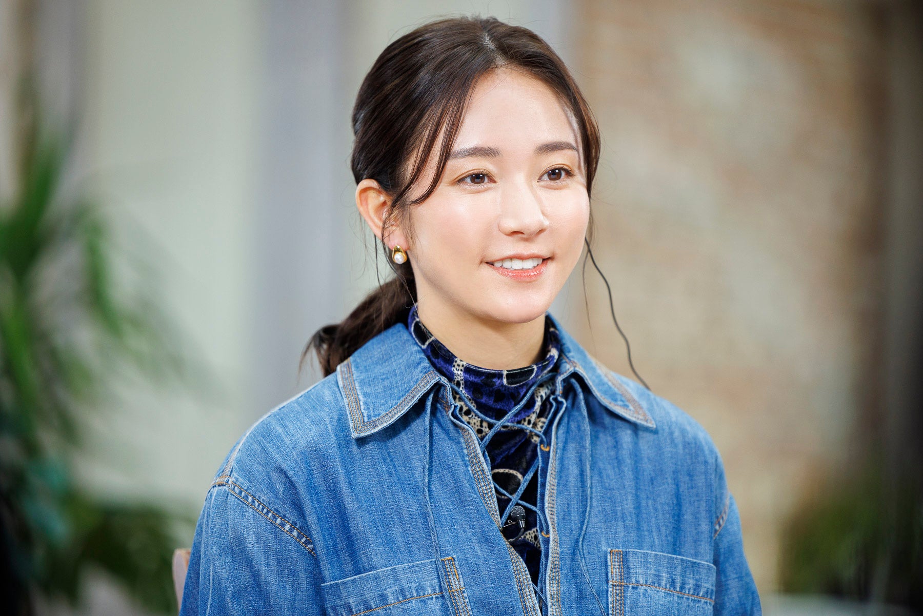 「海では必死に泳ぐキビナゴに共感しています（笑） 番組が続くなら、次は私が潜ることを切望します！」 と語る木村。