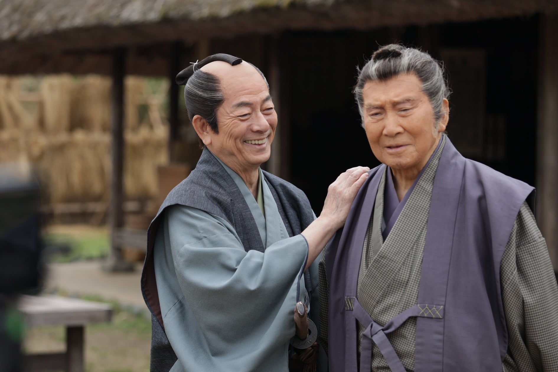 人氣時代劇《無用庵隱居修行》確定由里見浩太朗參演!與主演水谷豐首度共演實現!彷彿與摯友重逢...里見暢談與水谷的初共演、式微的時代劇、《無用庵》的魅力等熱切心聲!