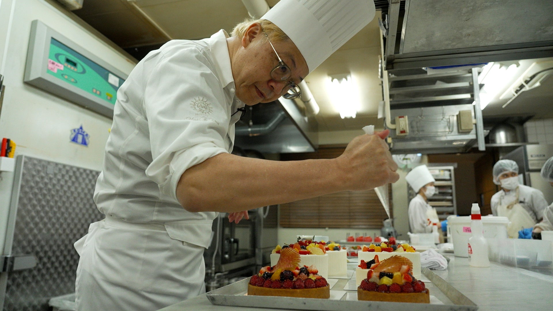 「幸せを召し上がれ～至福のスイーツ～」５月１８日（土）よる１１時３０分～深夜０時放送