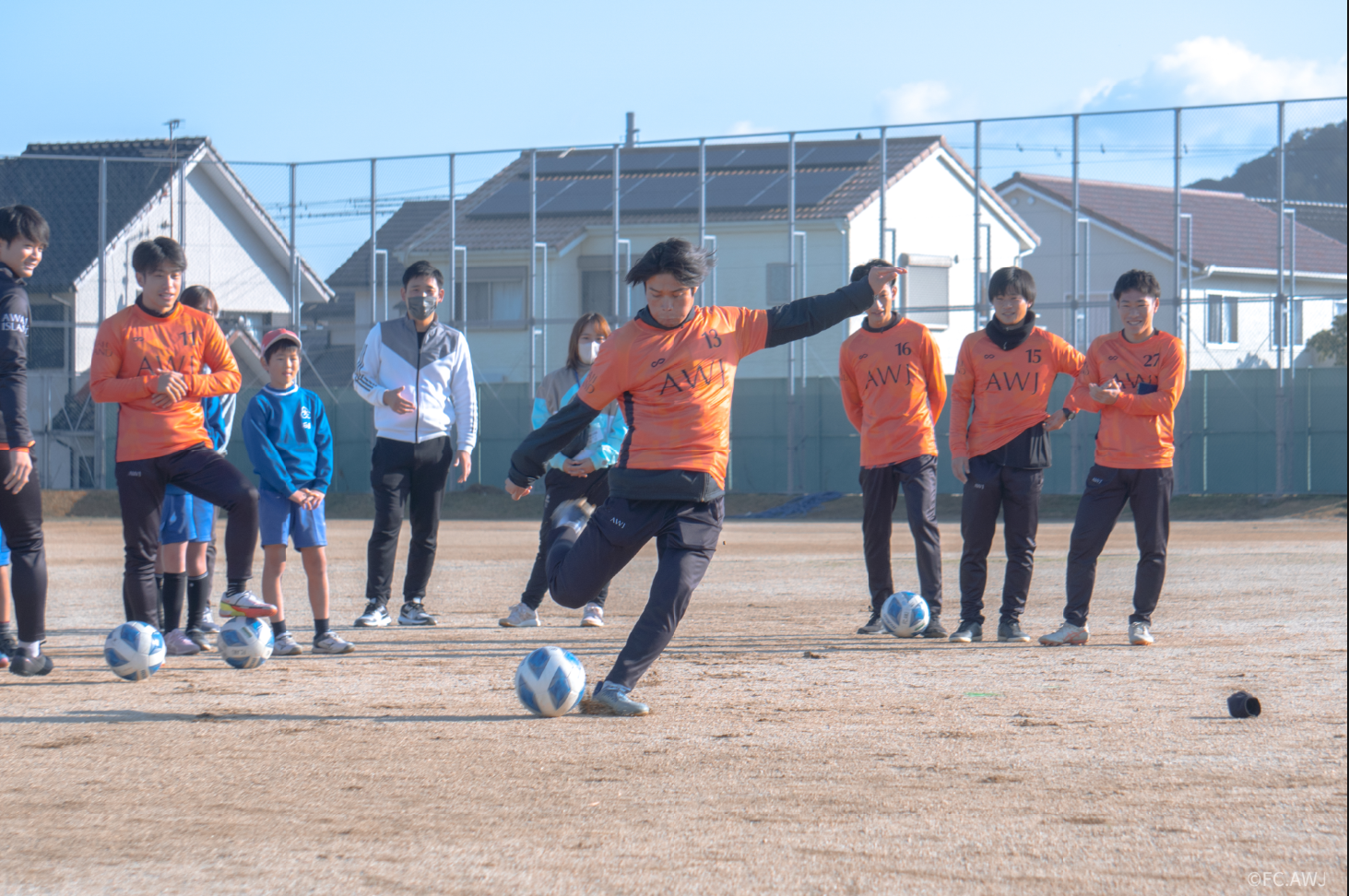 淡路島 サッカークラブが地元小学校で訪問授業を実施 Fc Awjのプレスリリース