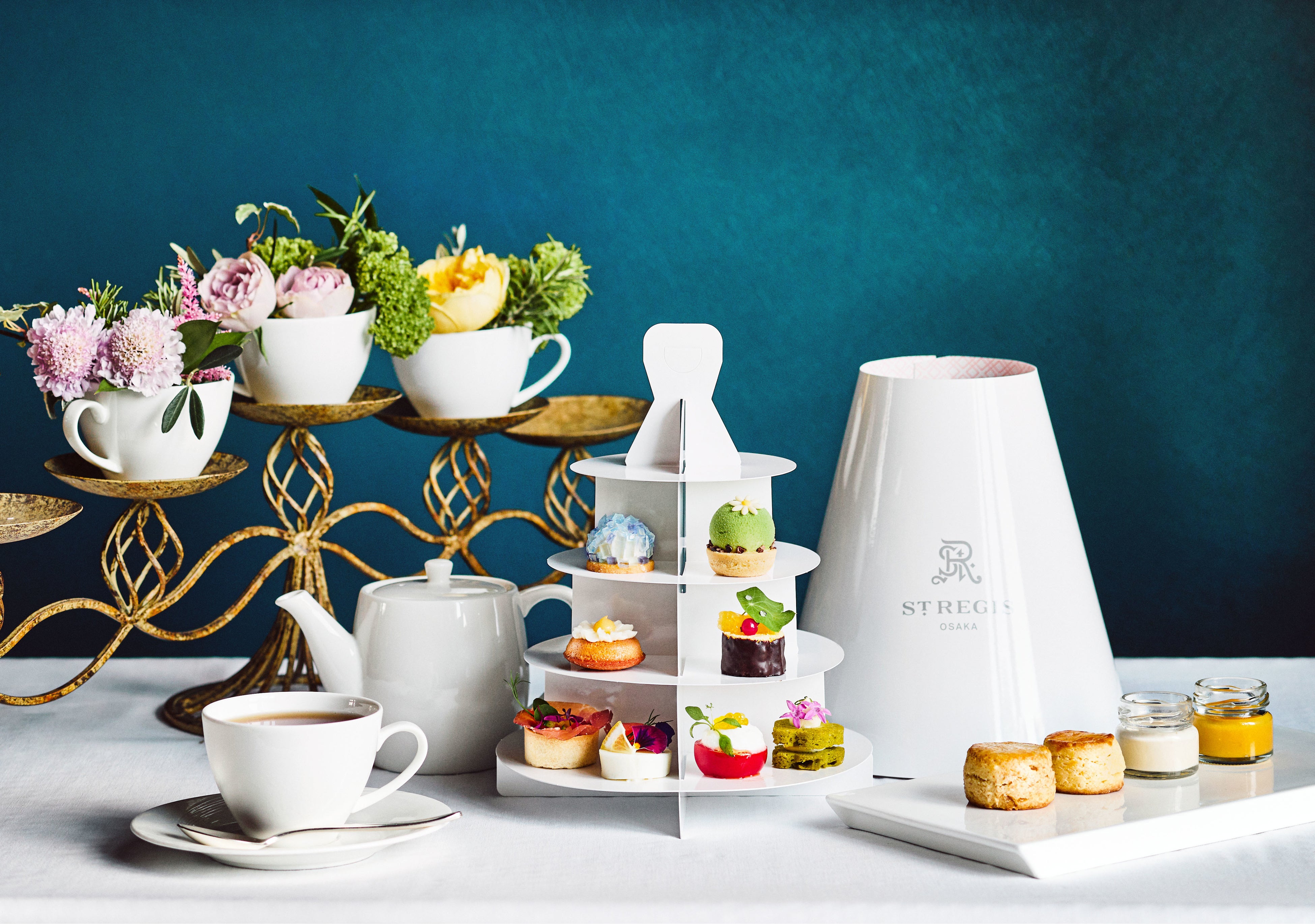 セントレジスアフタヌーンティー「キャロラインズ・ガーデン・ティーパーティー 」to GO!