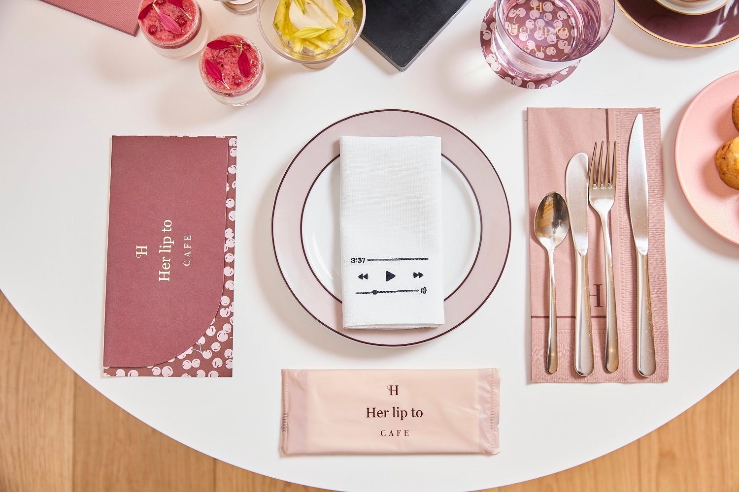 テーブルウェア（イメージ）