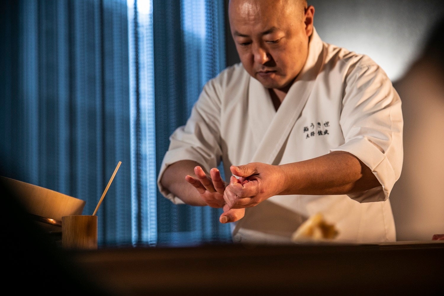 鮨 うき世 大将 佐武弘進