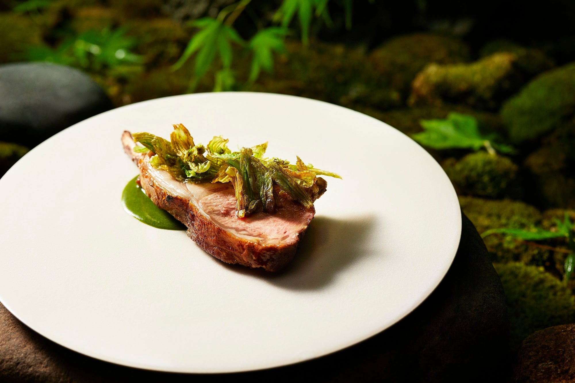 「シェフズ・テーブル by Katsuhito Inoue」にて提供している料理の一例（イメージ）