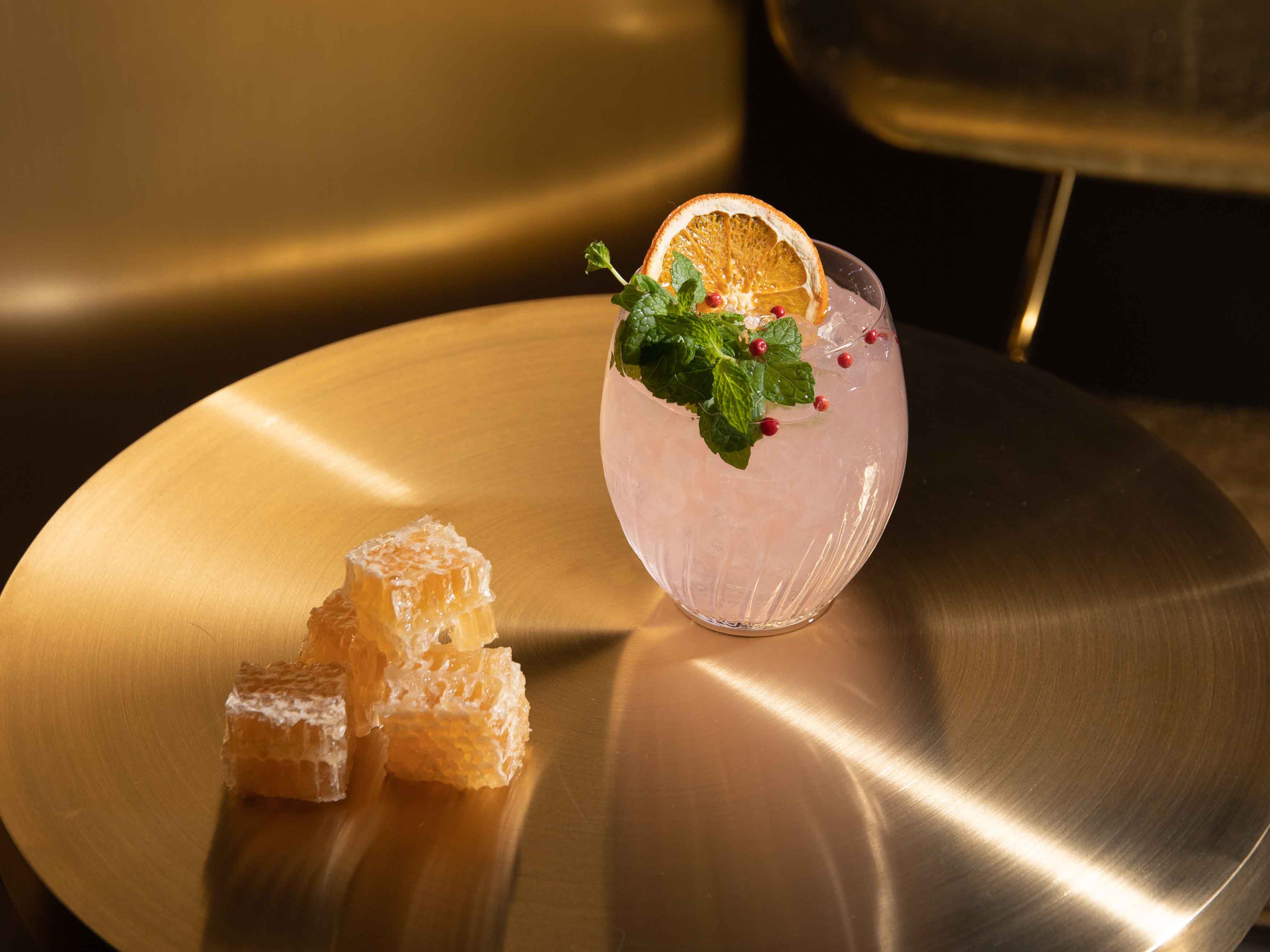 オリジナルカクテル「BEES FOREST」