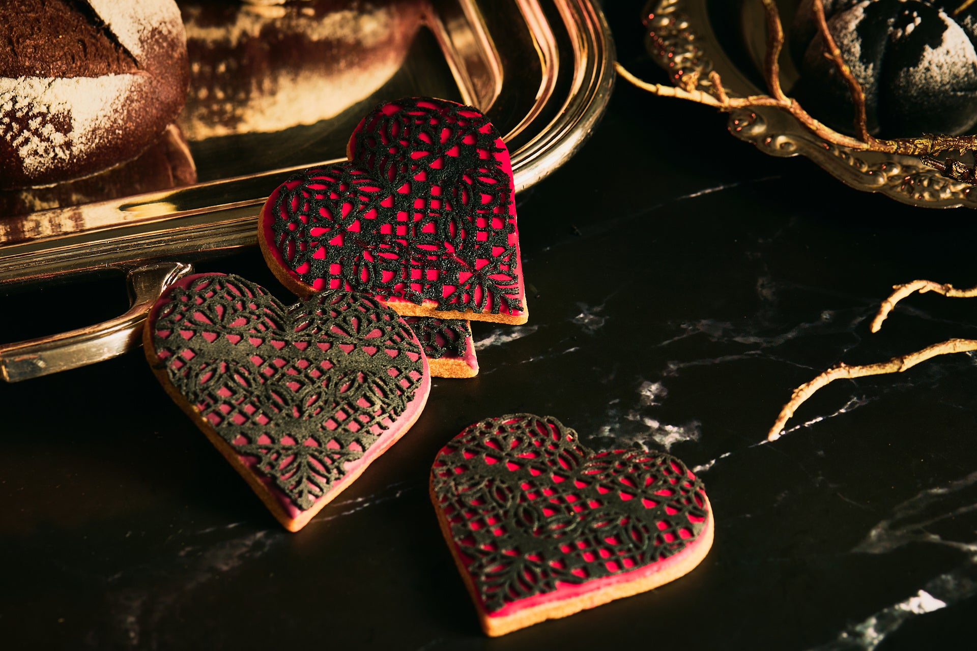 ꫛꫀꪝ✧大人の甘辛MIX♥️薔薇のレースハートとブラックリボンのボールペン♥️ セント レジス ホテル 大阪】ヴィンテージ・ゴシック ハロウィン