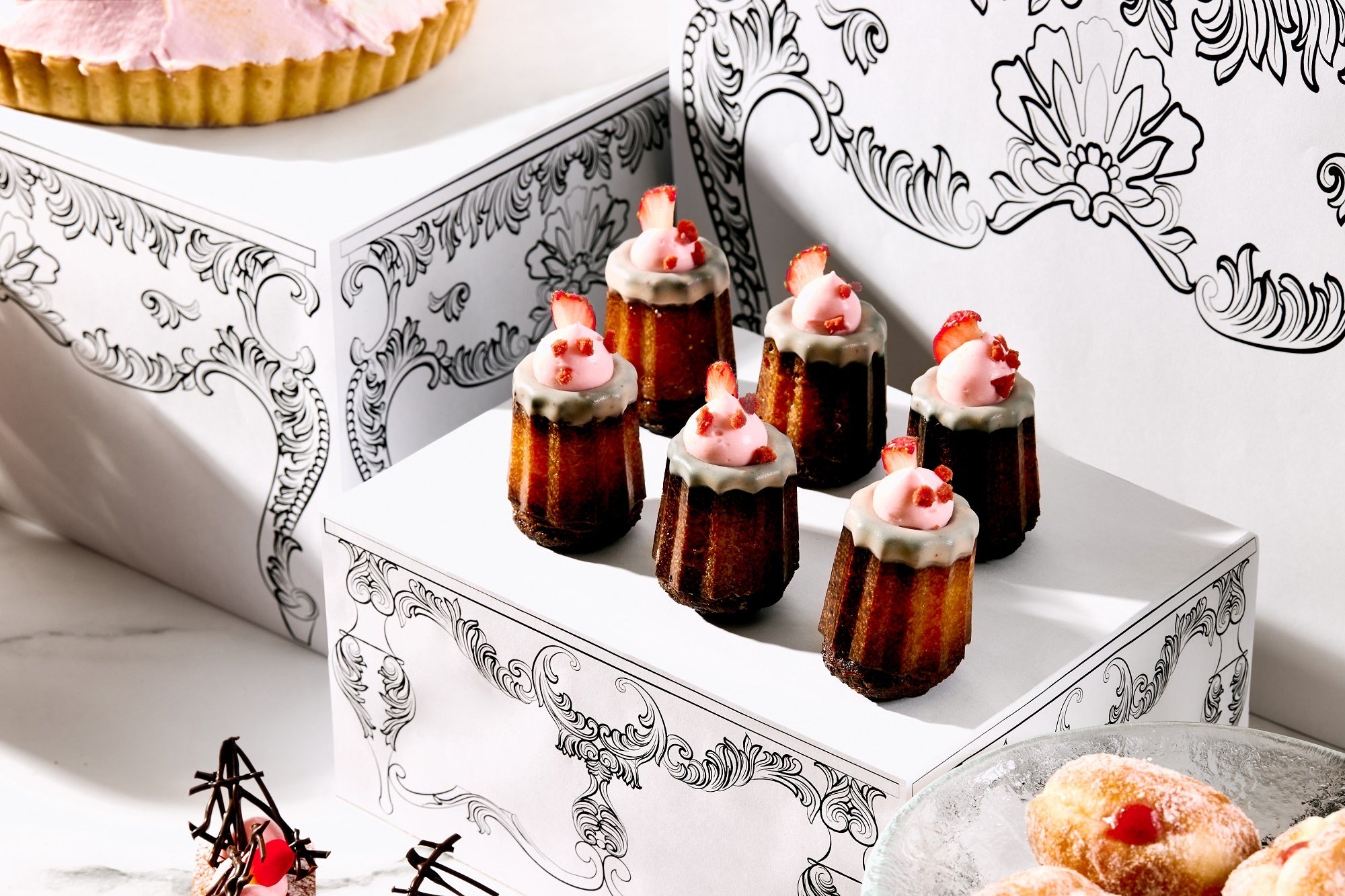 「ストロベリーカヌレ」