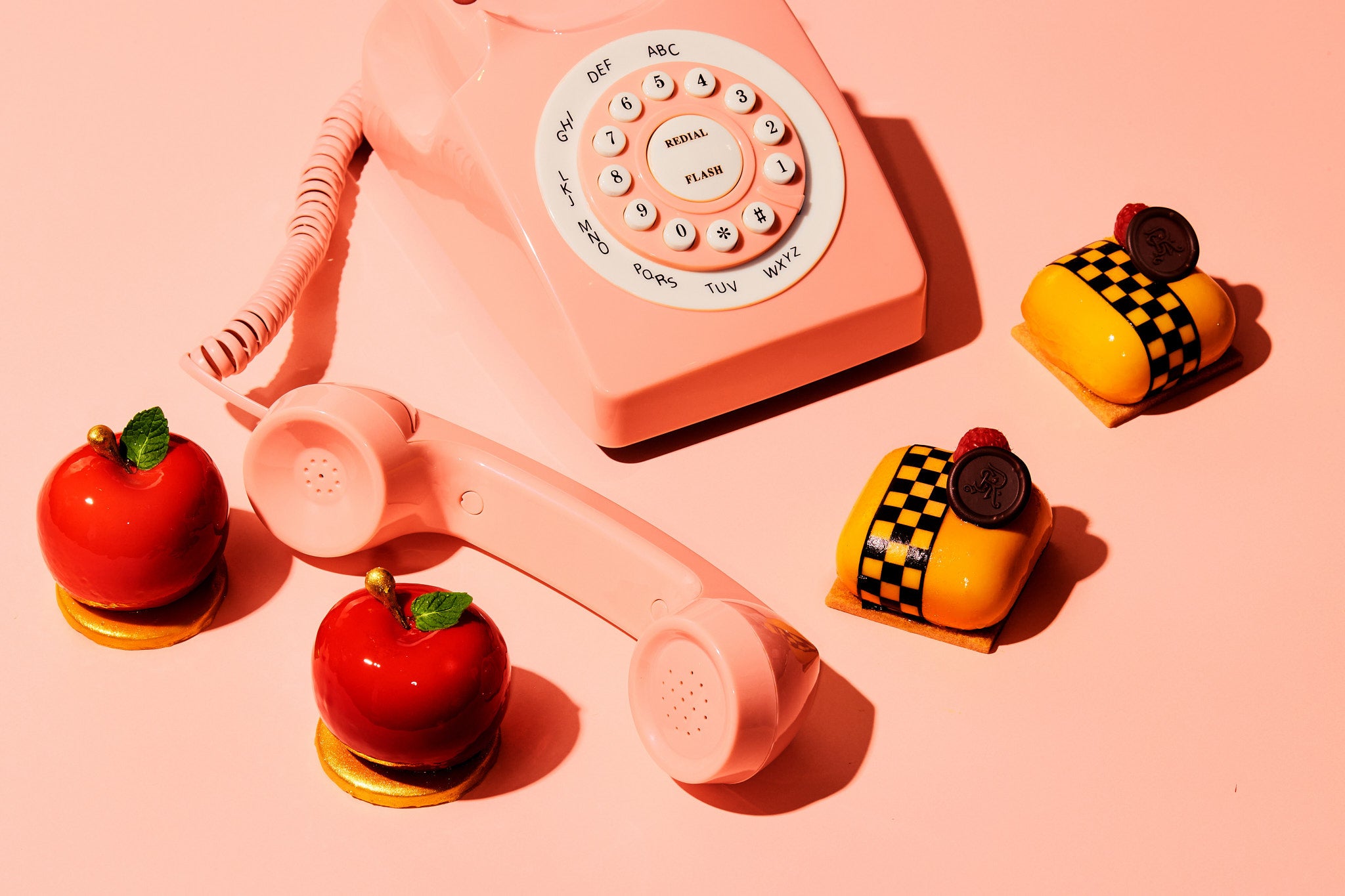 (左)ビックアップルムース (右)イエローキャブムース