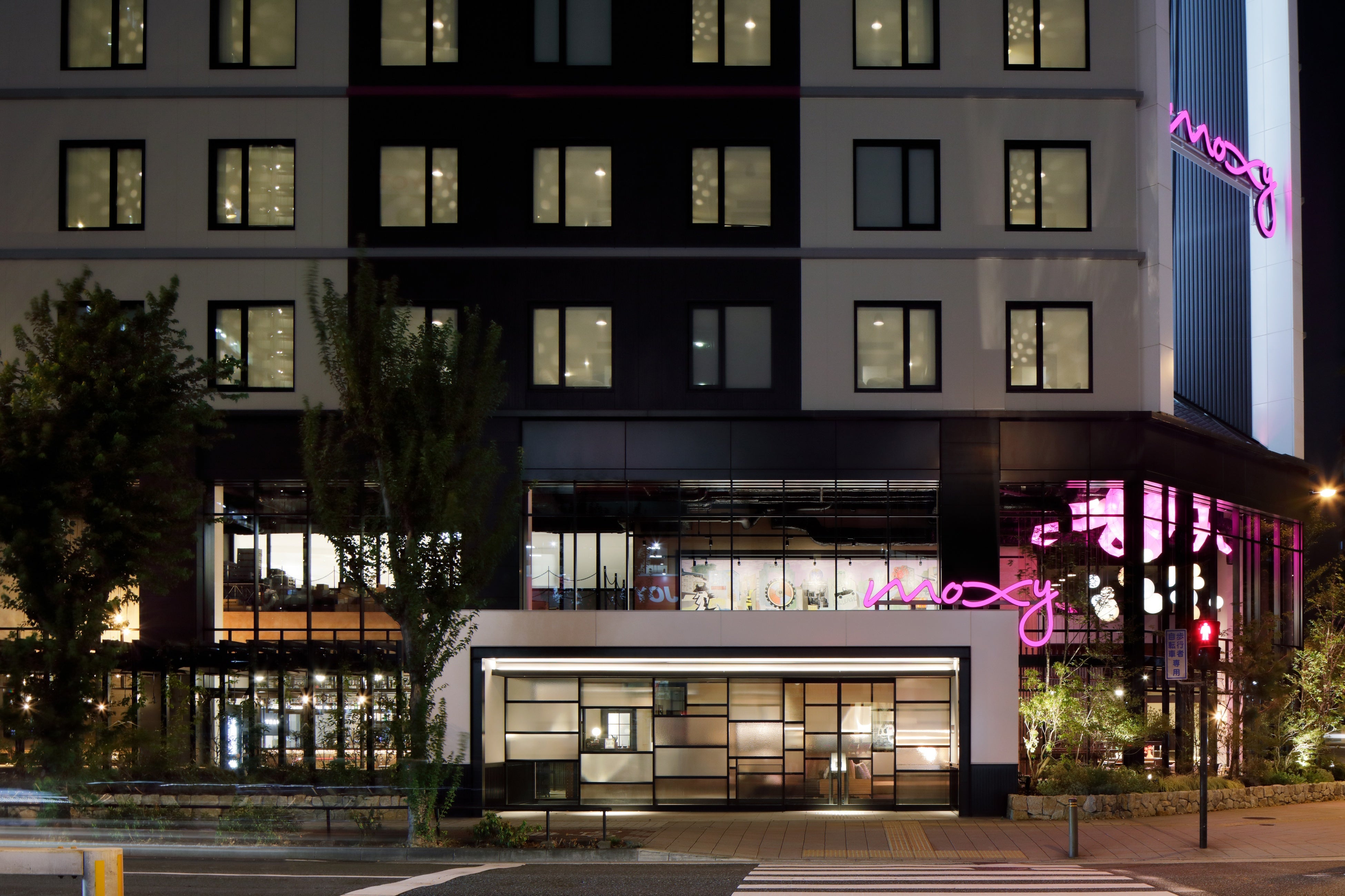 モクシー大阪新梅田