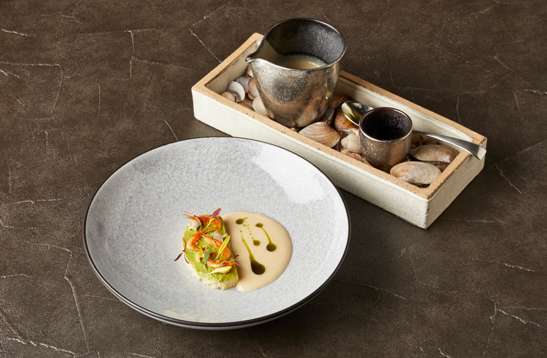 「アイアン・ベイ」 春のシーズナルメニュー