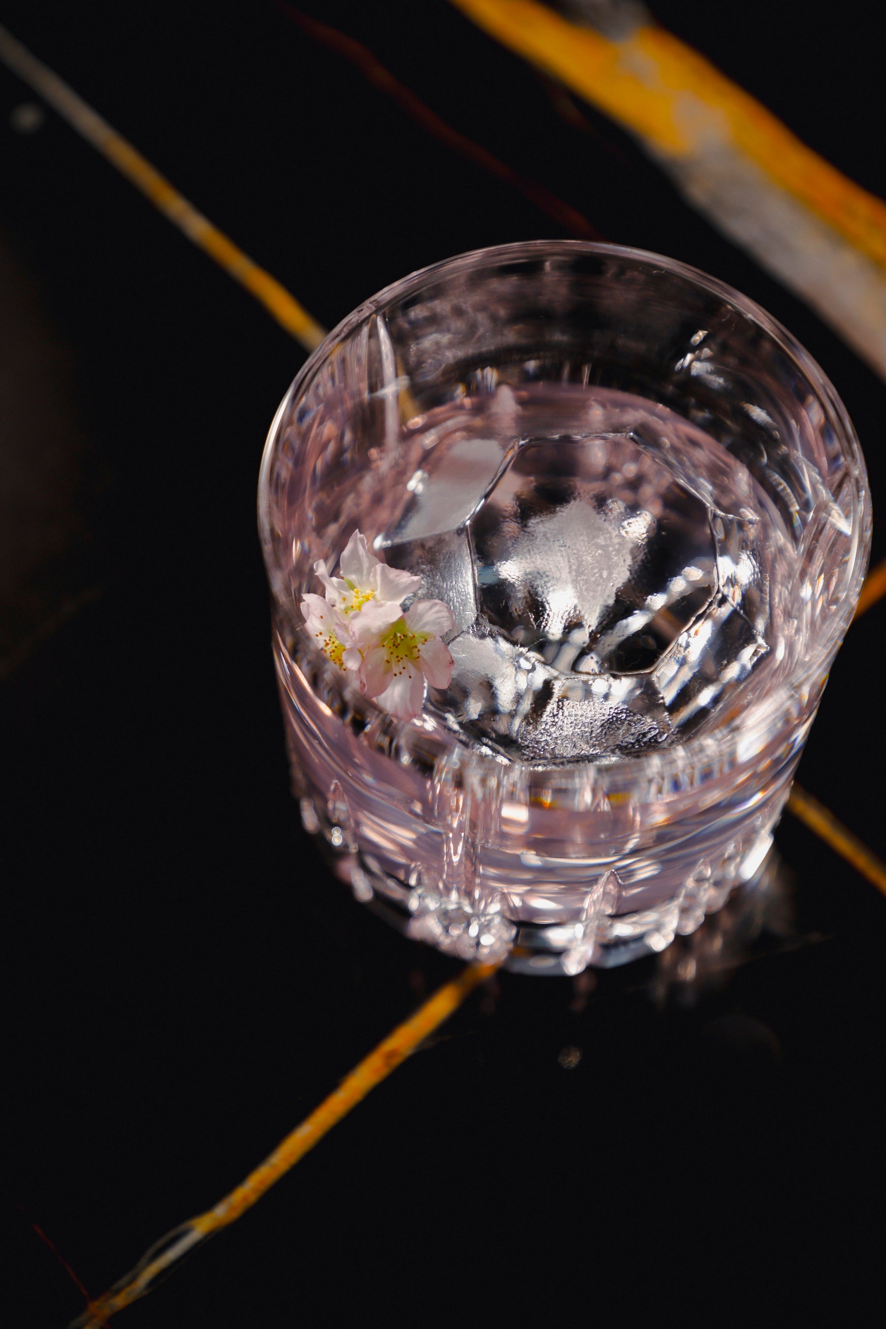 ＜ザ・ロビーラウンジ＆バー＞モルガナイト ネグローニ